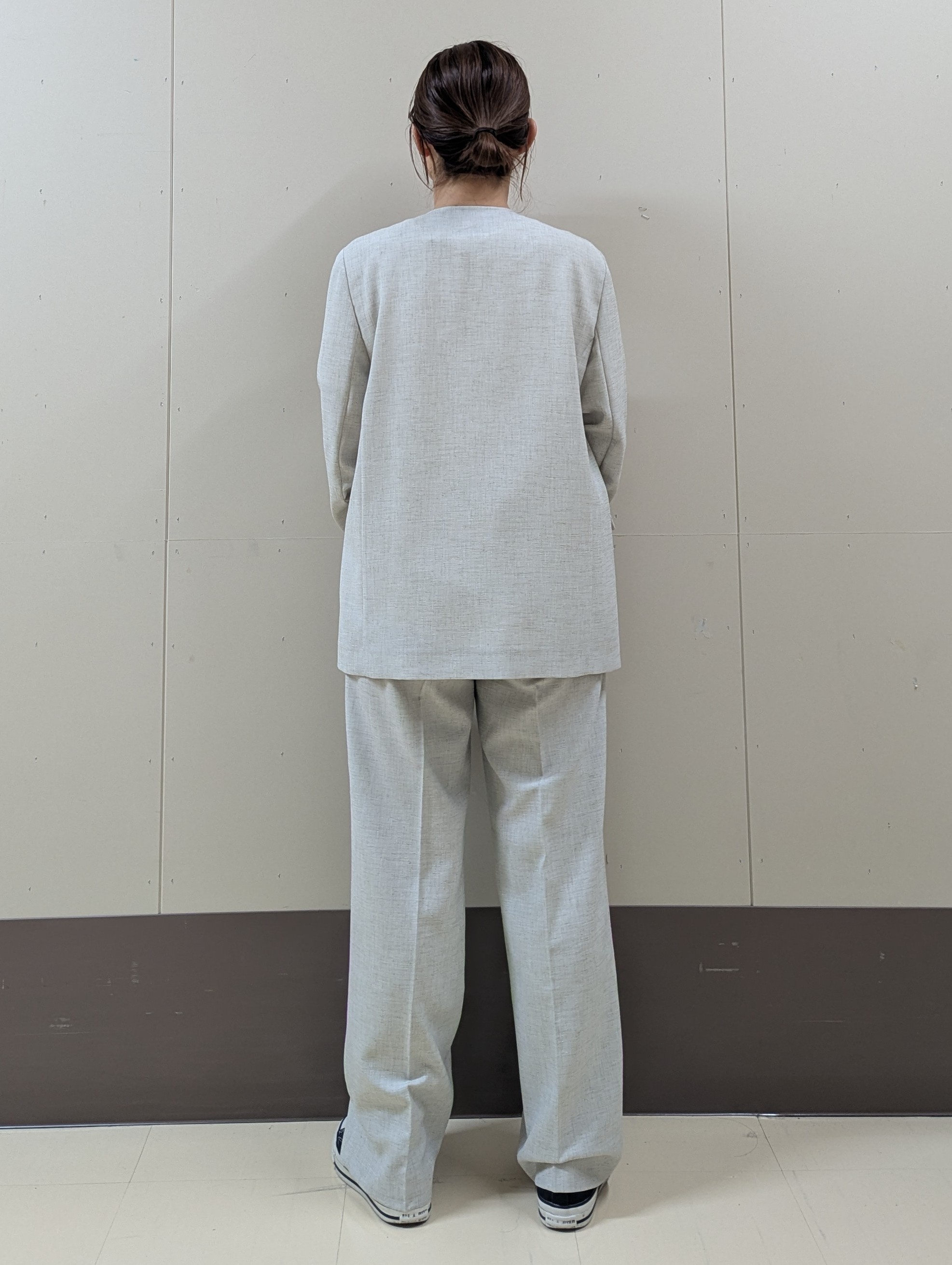 sachiさんの「UNTITLED｜【さらりと快適/セットアップ可/UV/接触冷感】スラブカラーレスジャケット」を使ったコーディネート