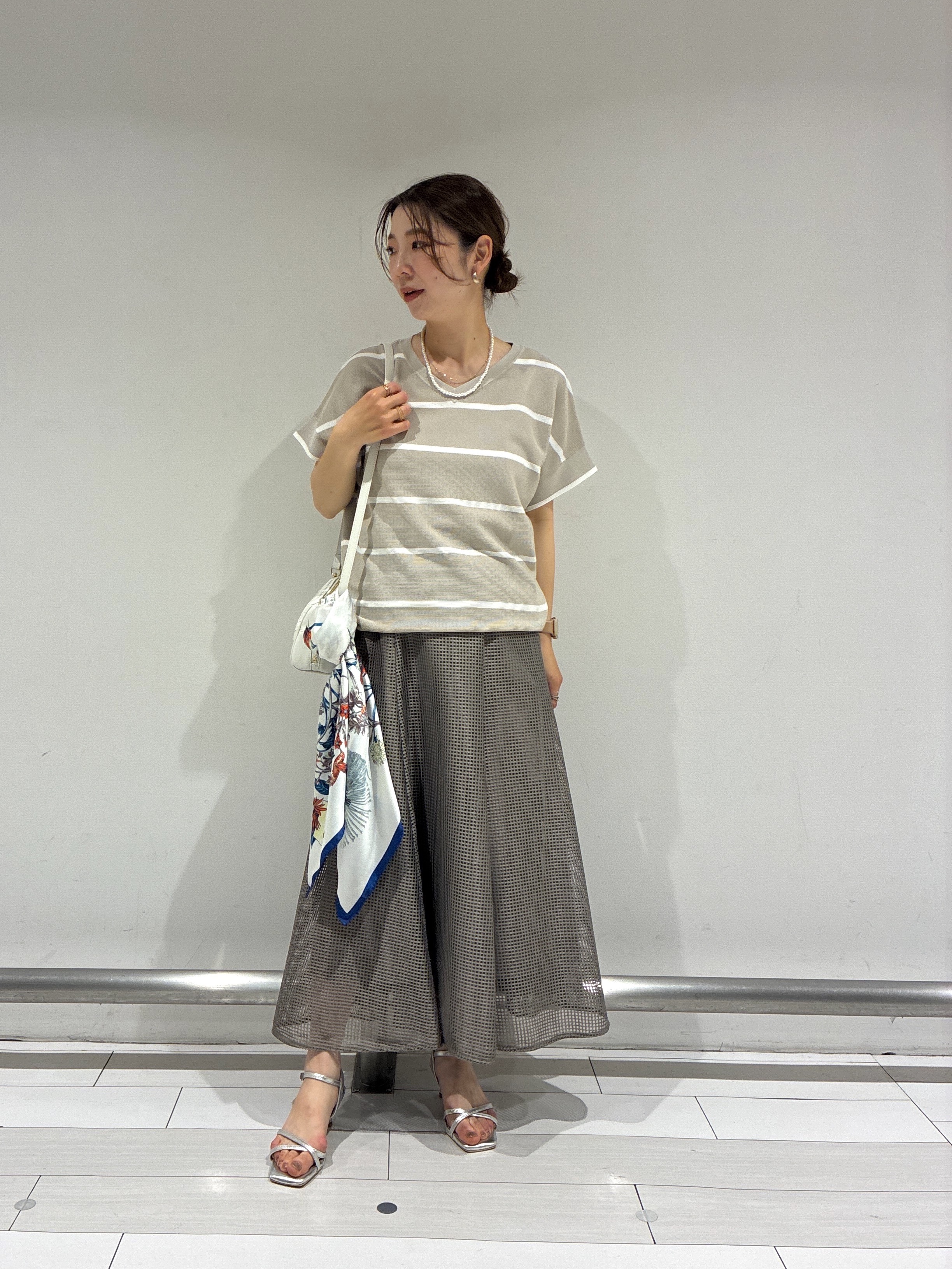 Rinさんの「UNTITLED｜【11色展開/体型カバー】前後2WAYフレンチスリーブニット」を使ったコーディネート