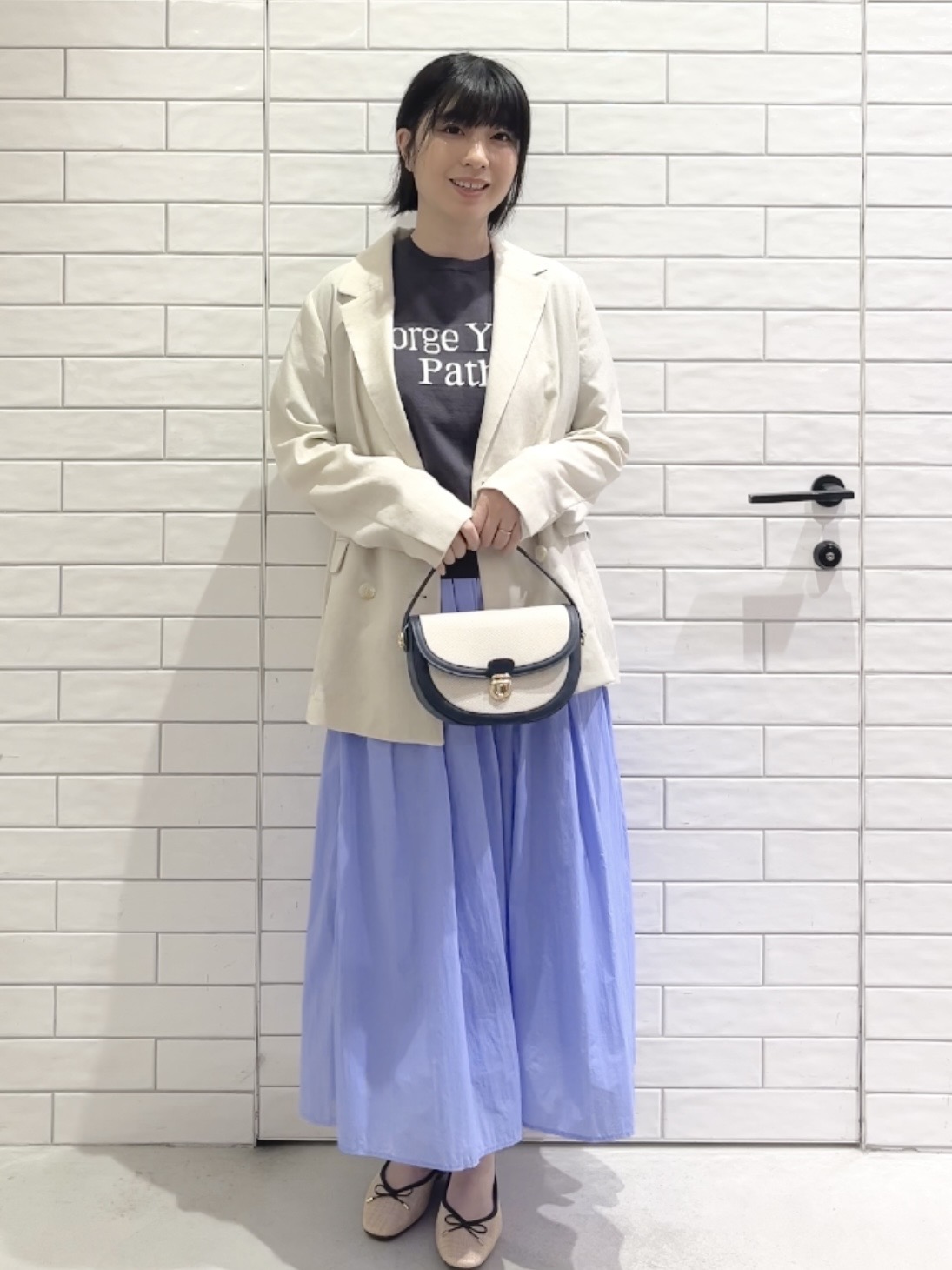 しおりさんの「OPAQUE.CLIP｜【UV／接触冷感】ダブルブレストジャケット《防シワ加工／洗える》」を使ったコーディネート