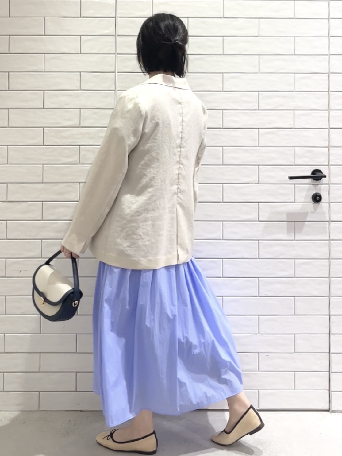 しおりさんの「OPAQUE.CLIP｜【UV／接触冷感】ダブルブレストジャケット《防シワ加工／洗える》」を使ったコーディネート