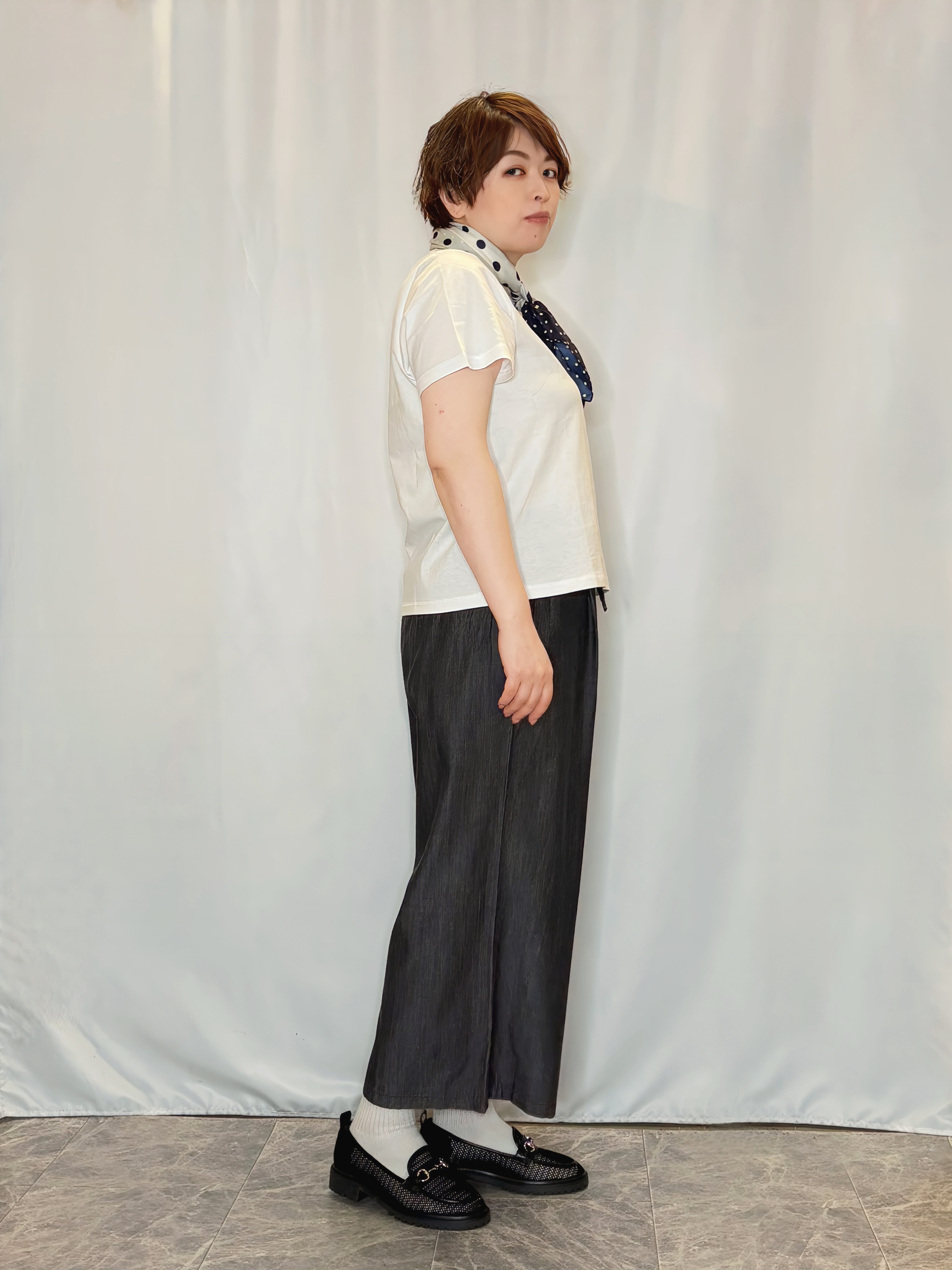 たみさんの「SHOO･LA･RUE｜【S-LL】サッと羽織れてきれい見え　フラップポケット ノーカラーブルゾン」を使ったコーディネート