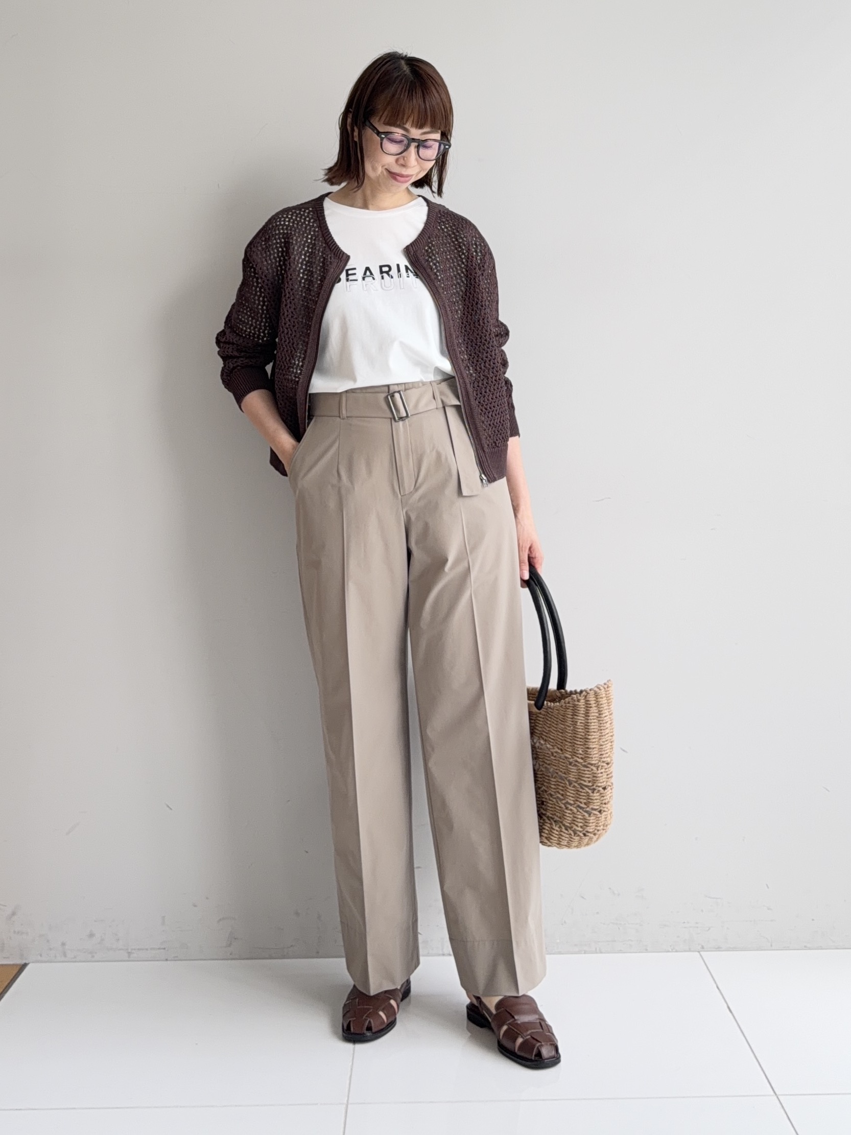 murayamaさんの「INDIVI｜【撥水／UVケア／SETUP可能】軽量ベルト付ワイドストレートパンツ」を使ったコーディネート