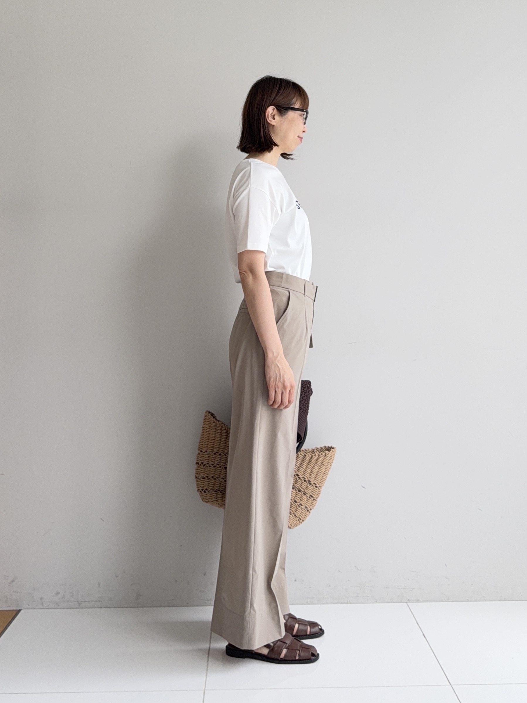 murayamaさんの「INDIVI｜【撥水／UVケア／SETUP可能】軽量ベルト付ワイドストレートパンツ」を使ったコーディネート