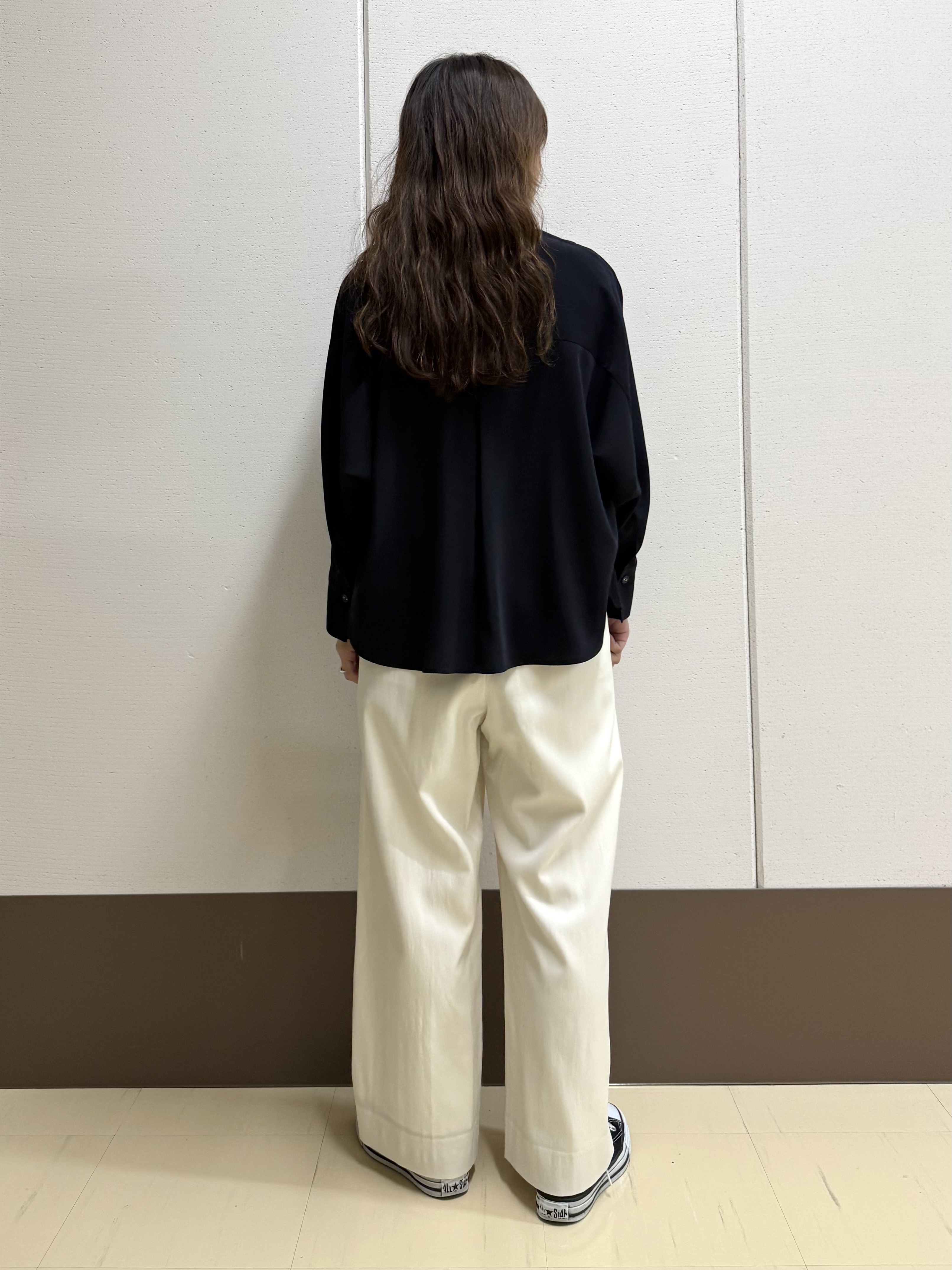 mamiさんの「INDIVI｜【UVケア／選べるグラフィック】スムースジャージTシャツ」を使ったコーディネート