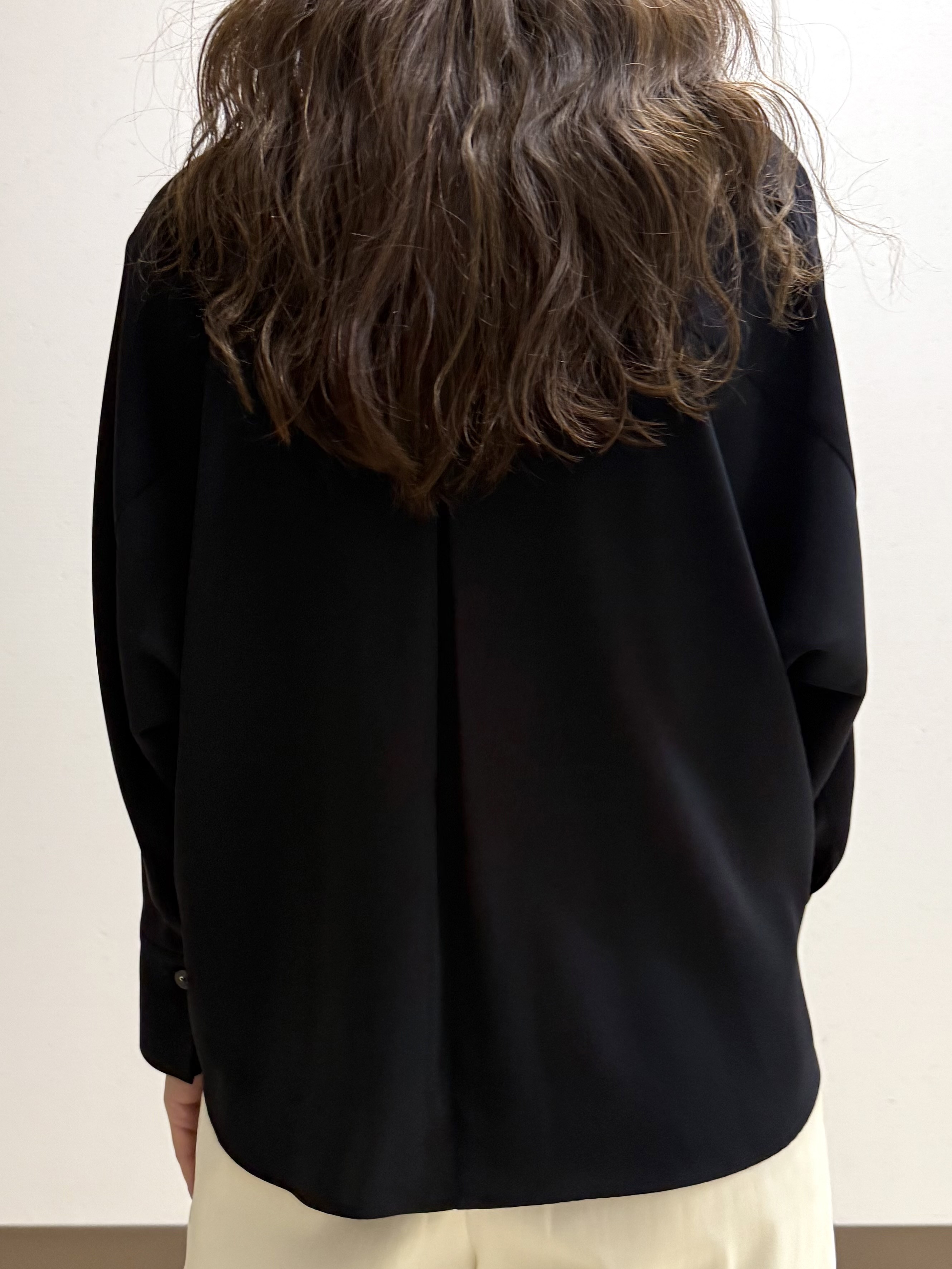mamiさんの「INDIVI｜【UVケア／選べるグラフィック】スムースジャージTシャツ」を使ったコーディネート
