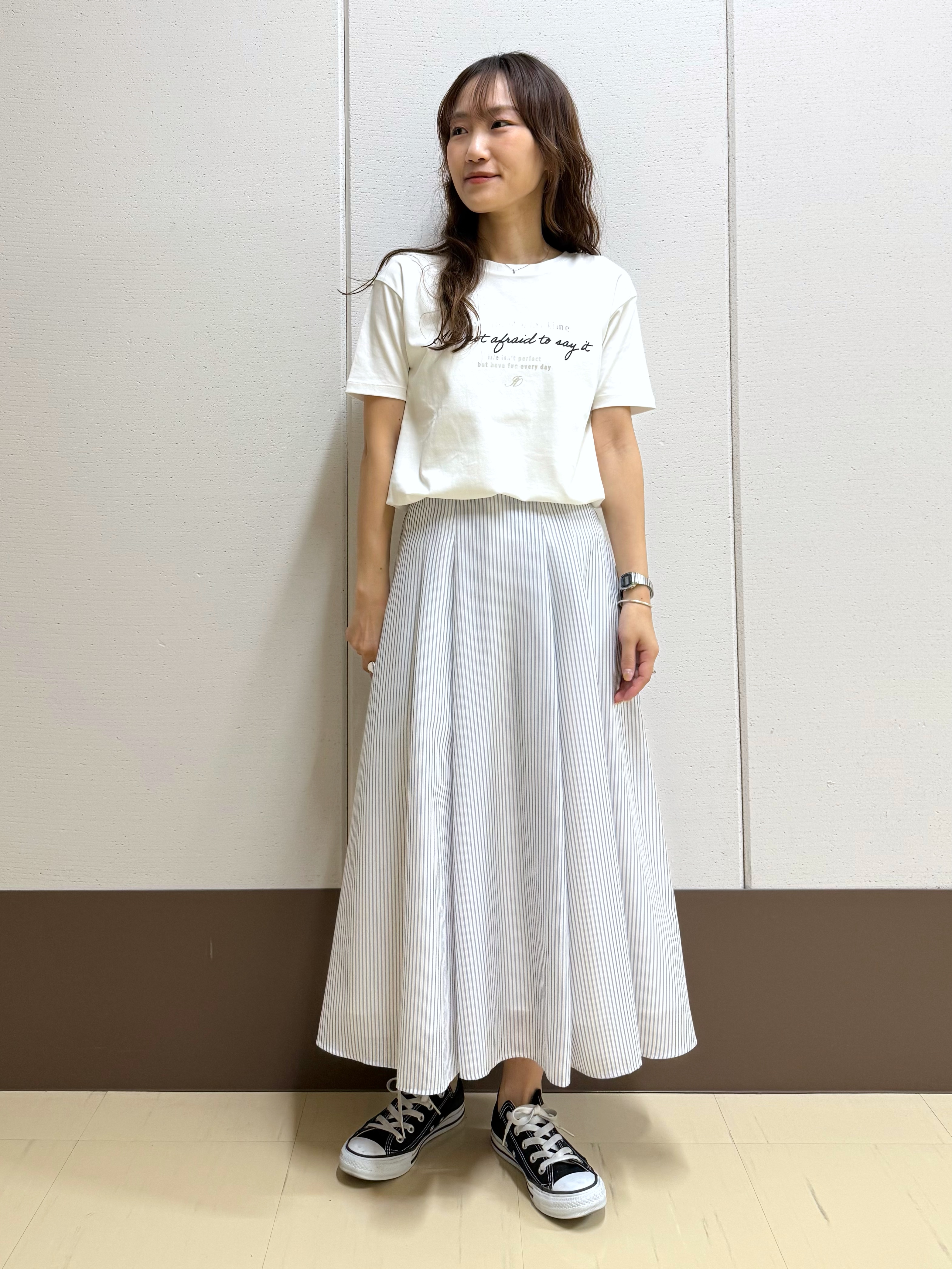 mamiさんの「INDIVI｜【UVケア／選べるグラフィック】スムースジャージTシャツ」を使ったコーディネート