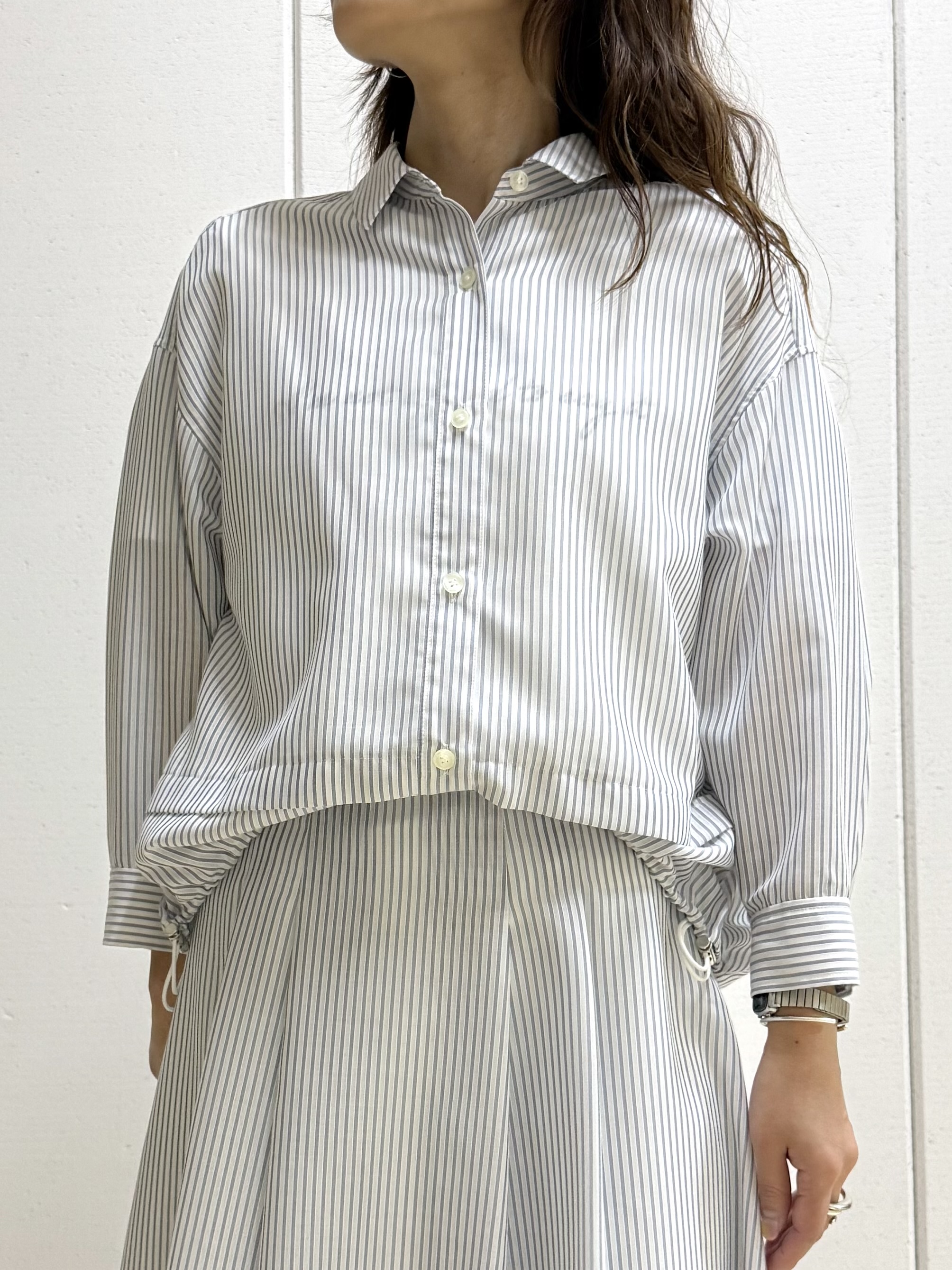 mamiさんの「INDIVI｜【UVケア／選べるグラフィック】スムースジャージTシャツ」を使ったコーディネート