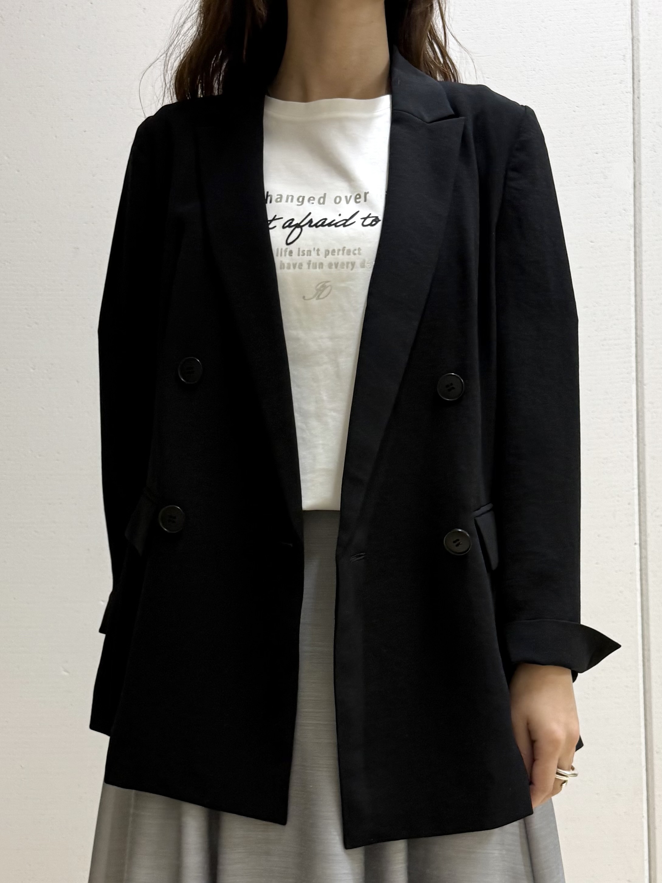 mamiさんの「INDIVI｜【UVケア／選べるグラフィック】スムースジャージTシャツ」を使ったコーディネート