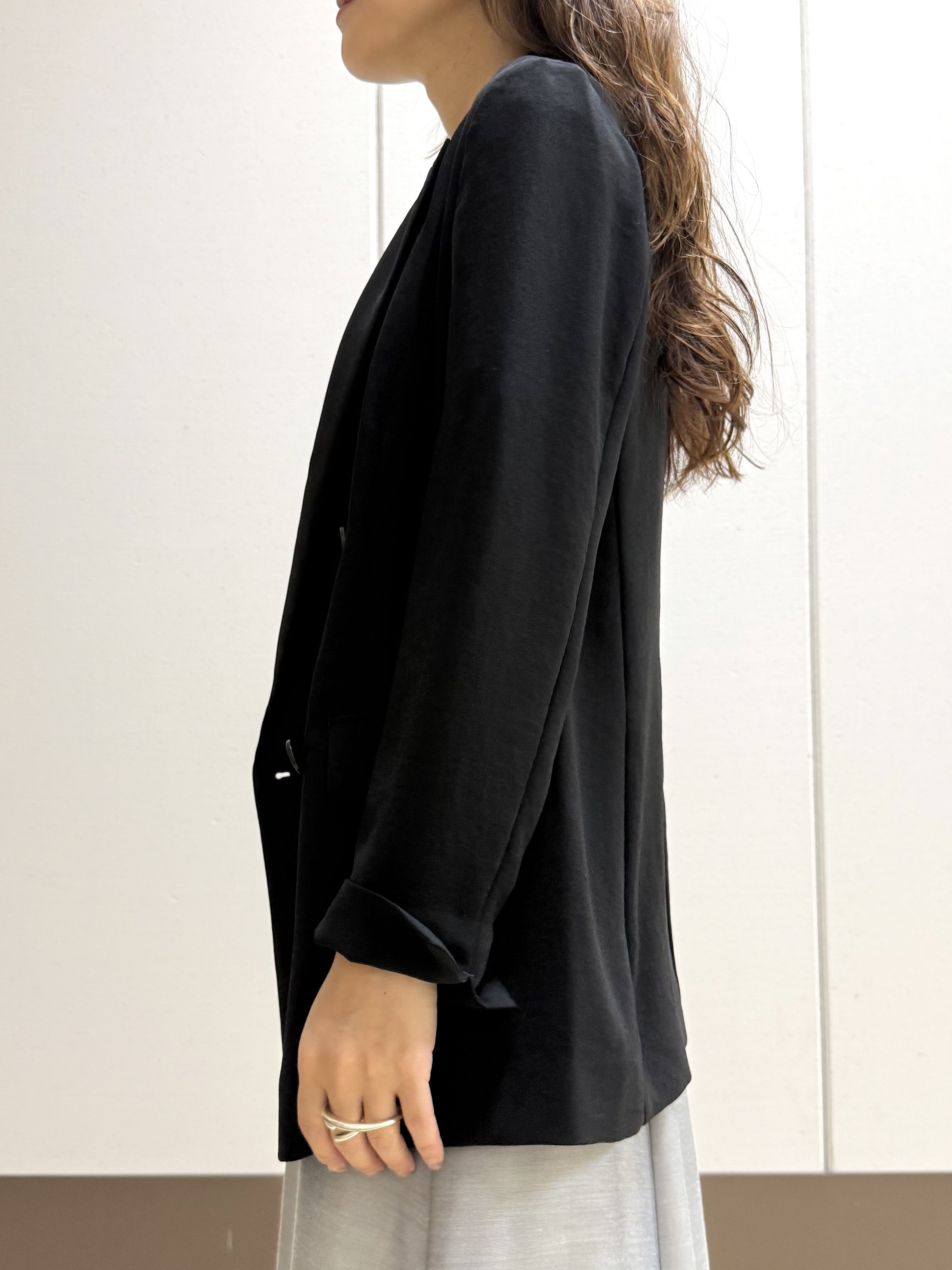 mamiさんの「INDIVI｜【UVケア／選べるグラフィック】スムースジャージTシャツ」を使ったコーディネート