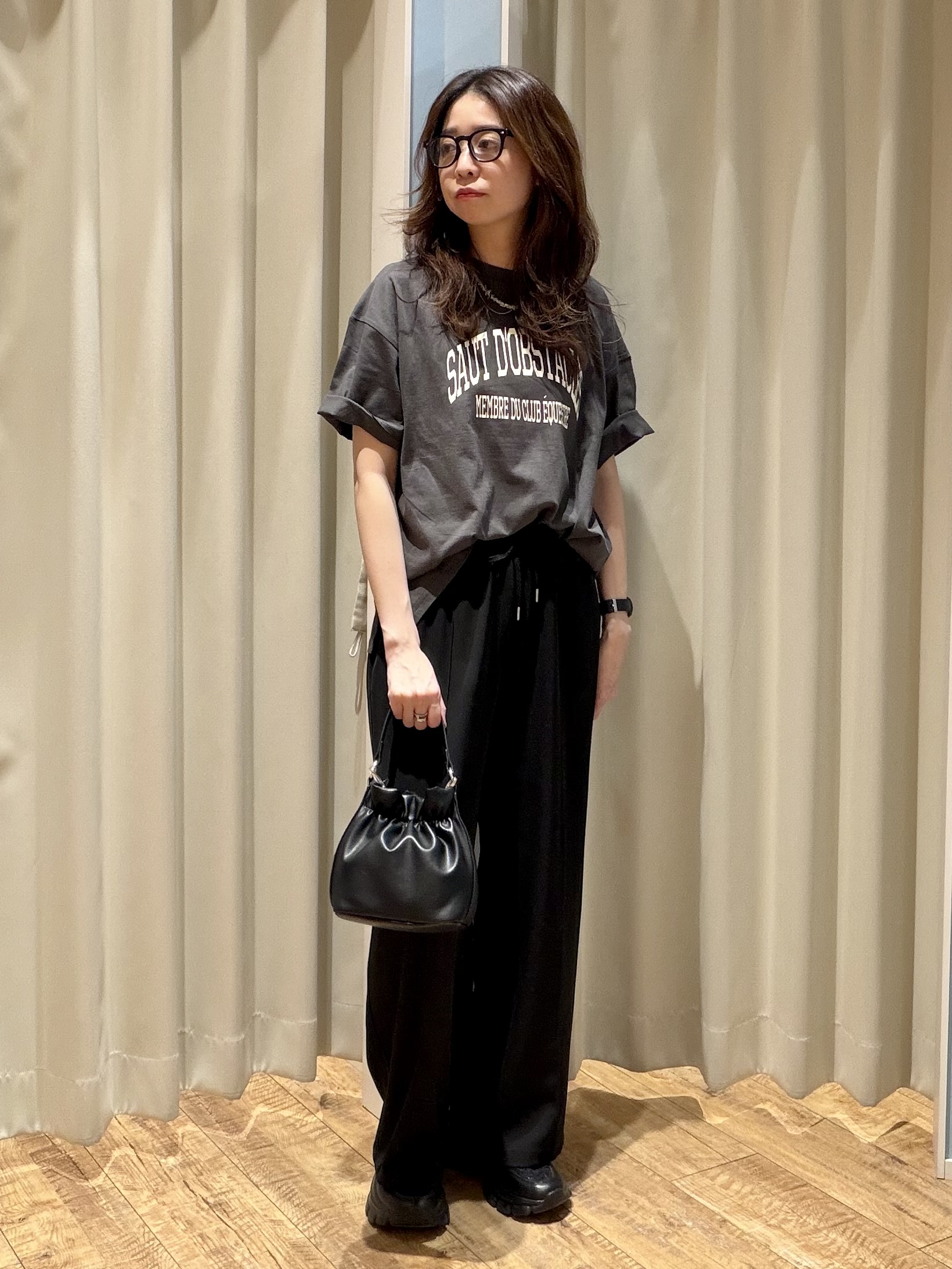 ｔｅｎｃｈｏさんの「SHOO･LA･RUE｜【綿100%/S-LL/プチプラ】ゆるシルエット シンプルTシャツ」を使ったコーディネート