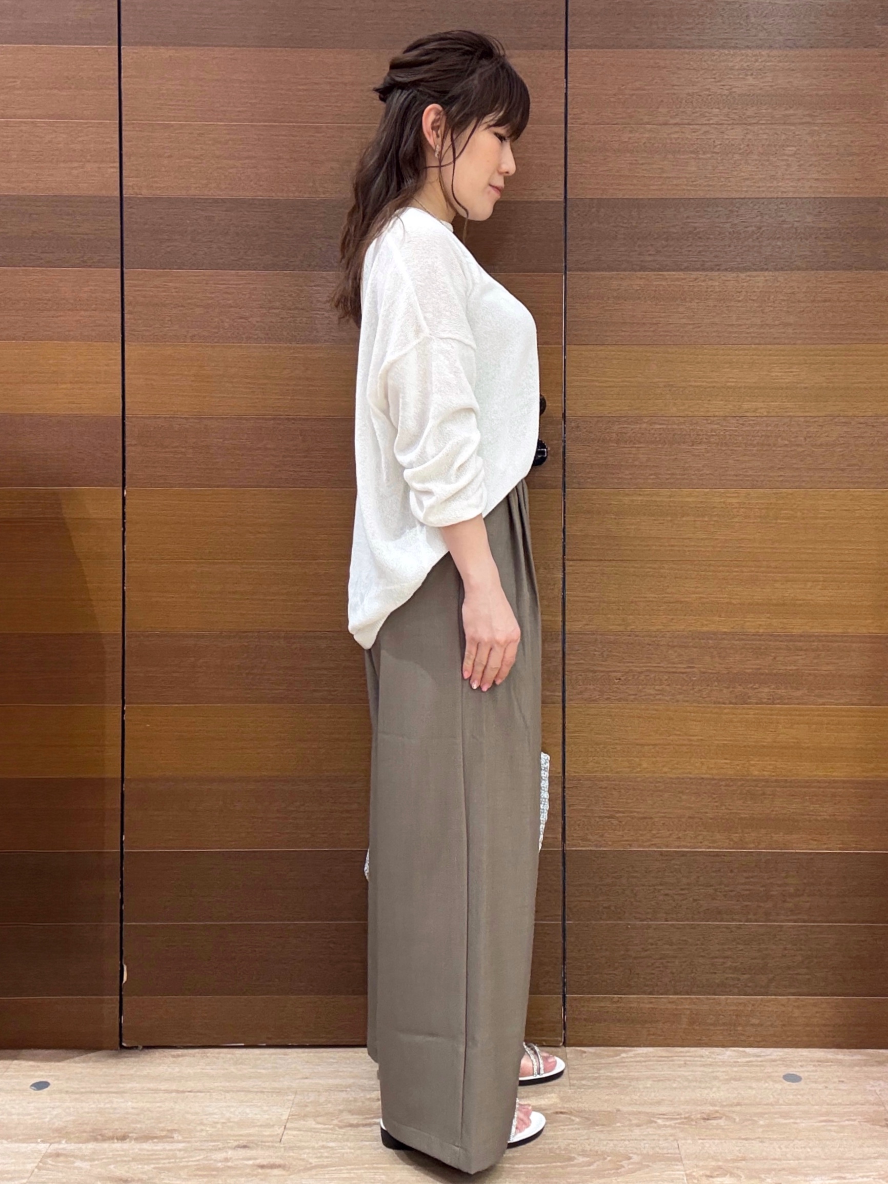 maichiさんの「OPAQUE.CLIP｜麻混リラクシーニット【洗濯機OK】」を使ったコーディネート