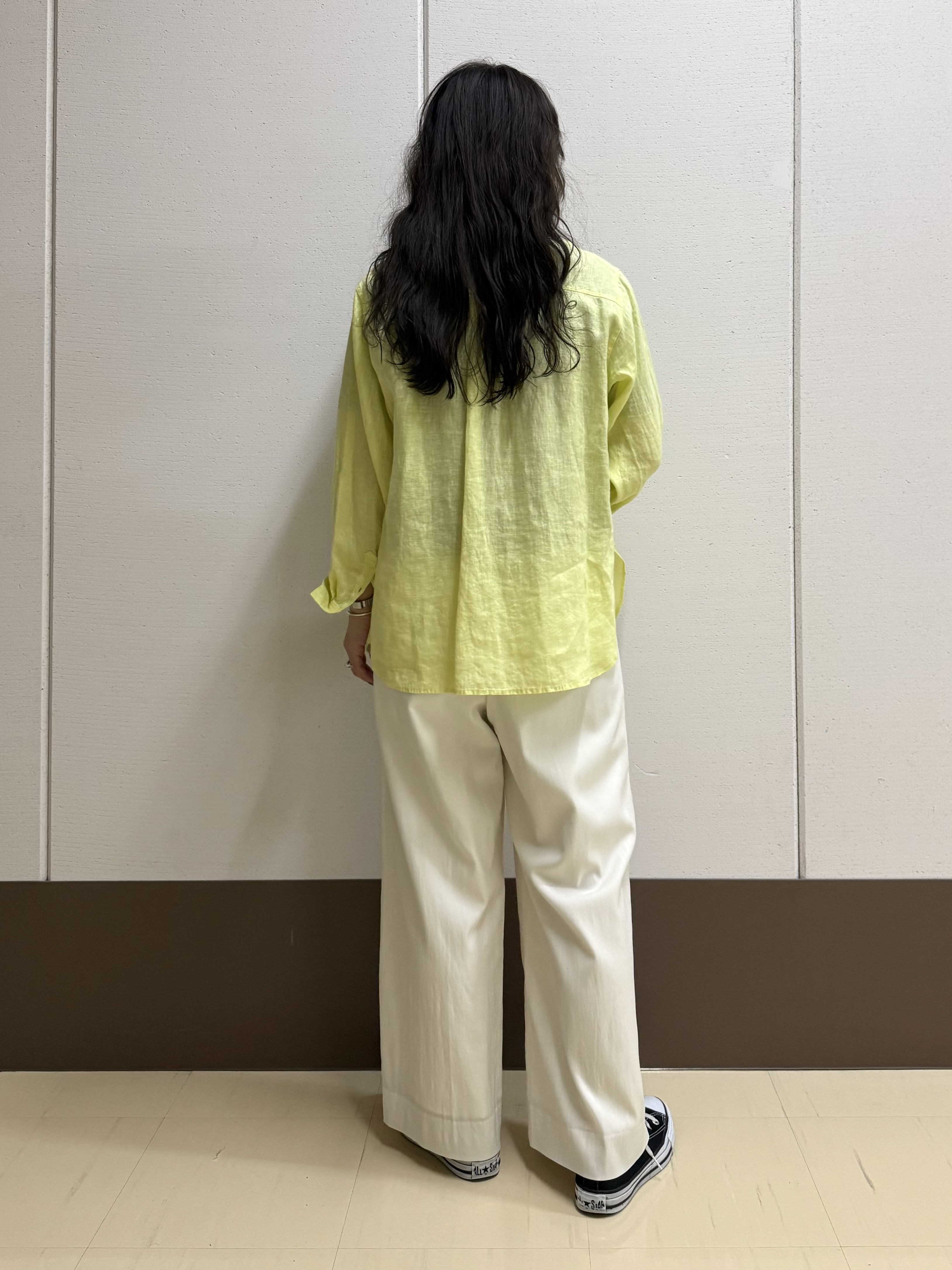 mamiさんの「INDIVI｜【UVケア／選べるグラフィック】スムースジャージTシャツ」を使ったコーディネート