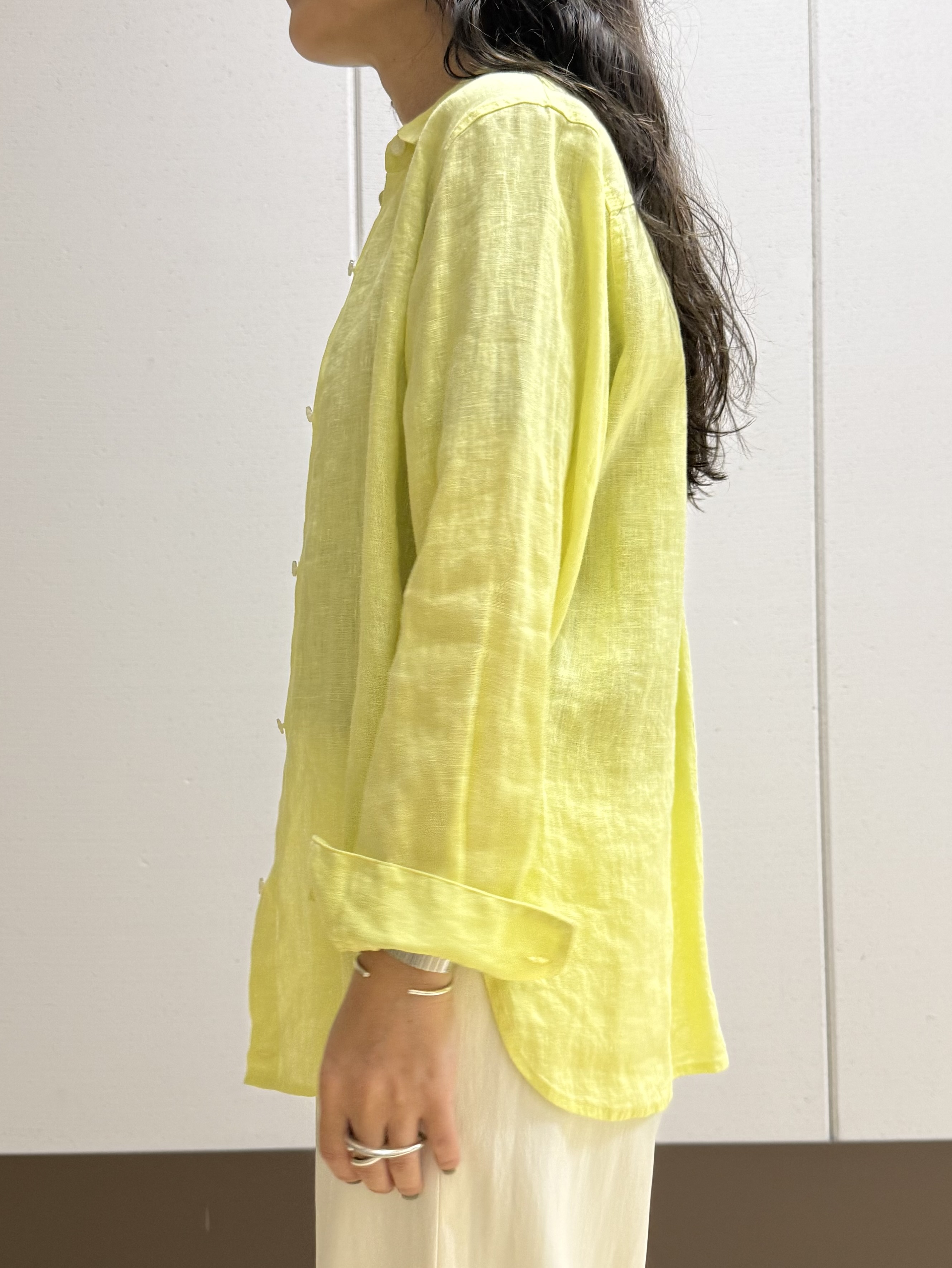 mamiさんの「INDIVI｜【UVケア／選べるグラフィック】スムースジャージTシャツ」を使ったコーディネート