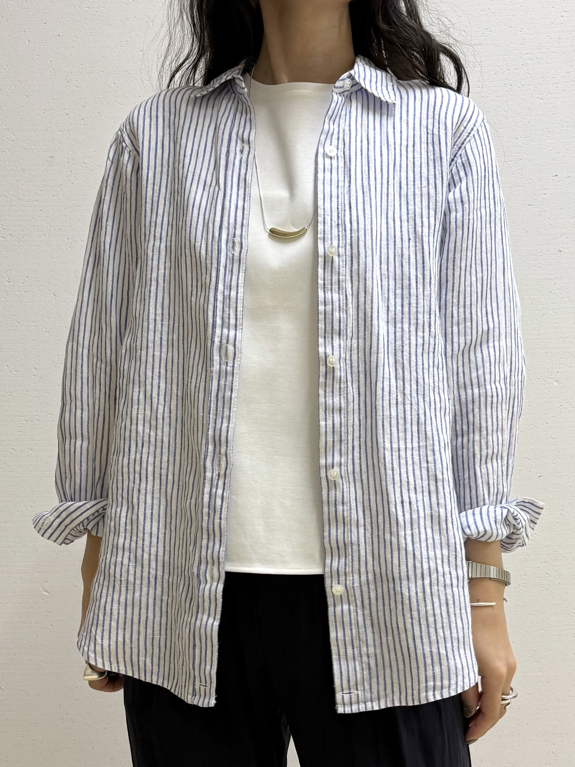 mamiさんの「INDIVI｜【抗菌防臭／消臭】上品光沢コットンTシャツ」を使ったコーディネート