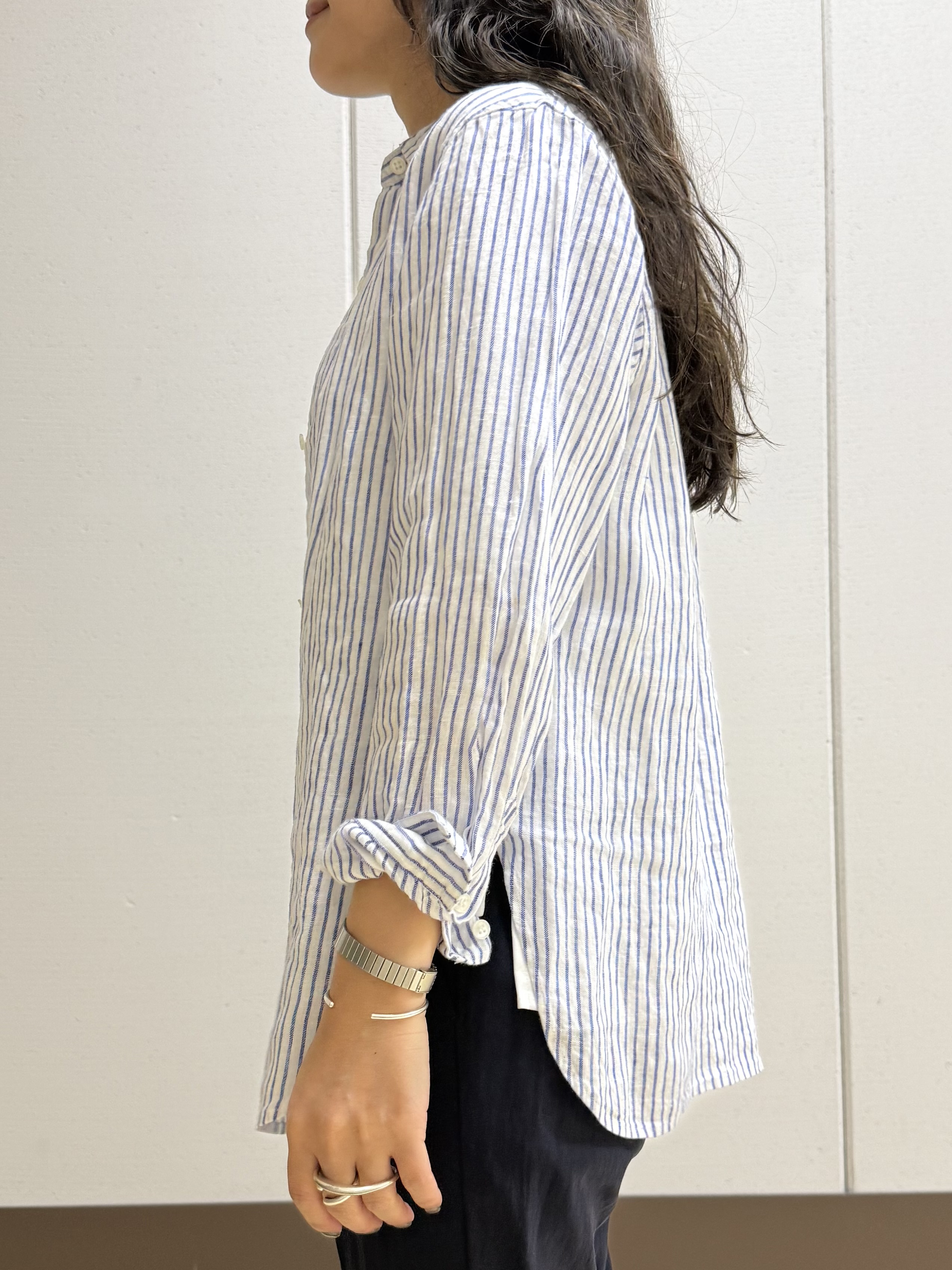 mamiさんの「INDIVI｜【抗菌防臭／消臭】上品光沢コットンTシャツ」を使ったコーディネート
