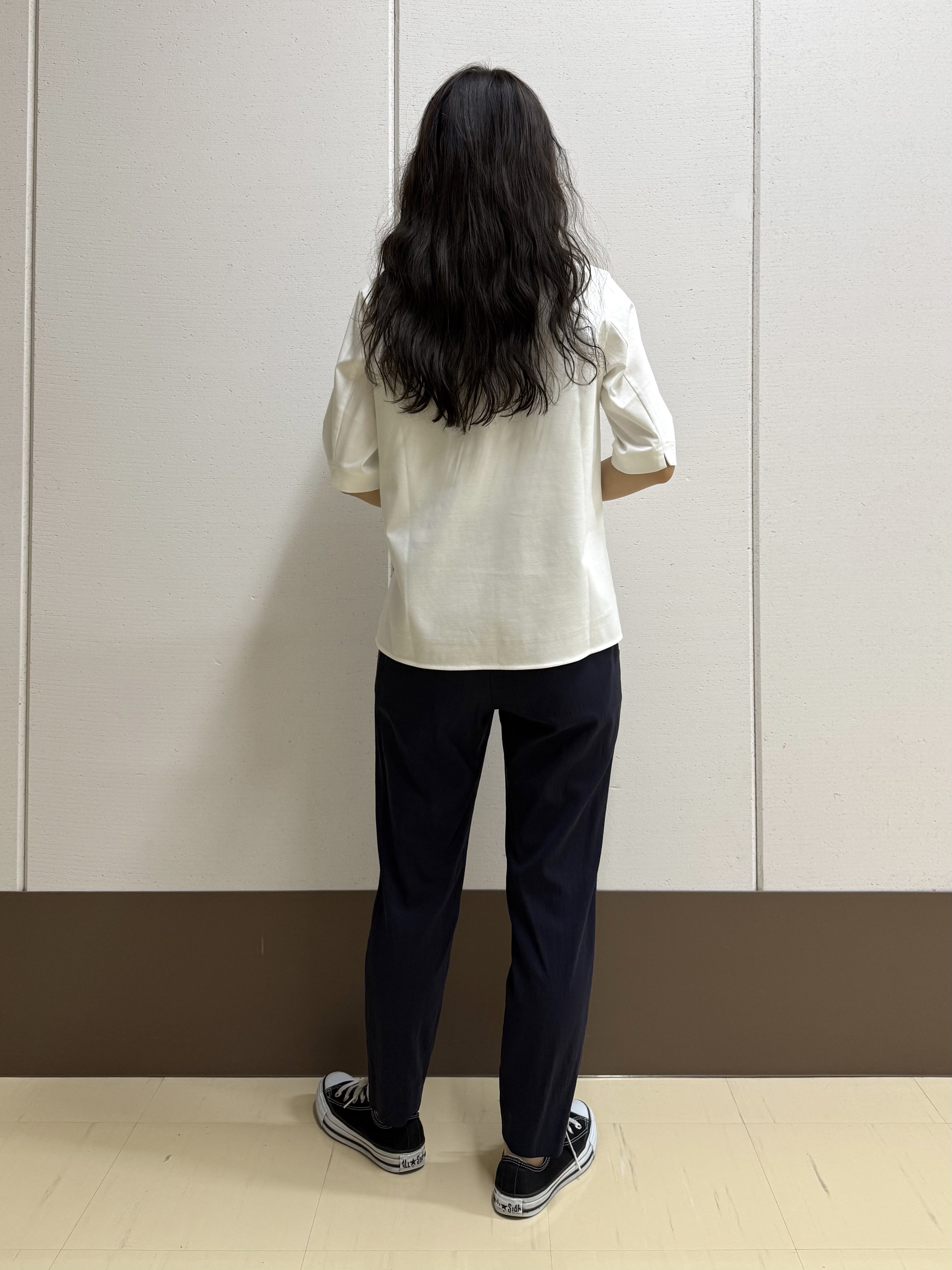 mamiさんの「INDIVI｜【抗菌防臭／消臭】上品光沢コットンTシャツ」を使ったコーディネート