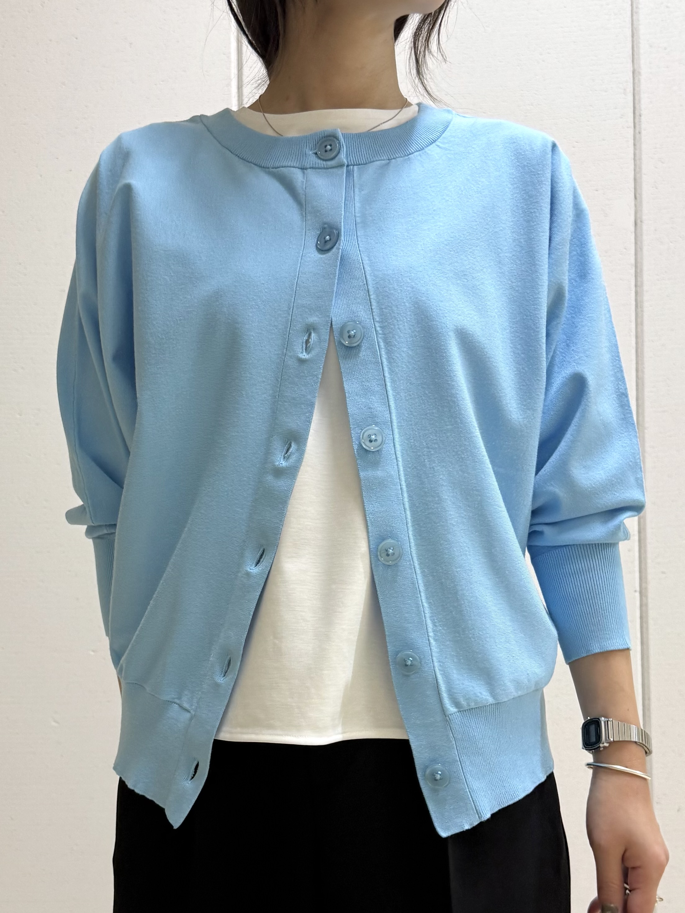 mamiさんの「INDIVI｜【抗菌防臭／消臭】上品光沢コットンTシャツ」を使ったコーディネート