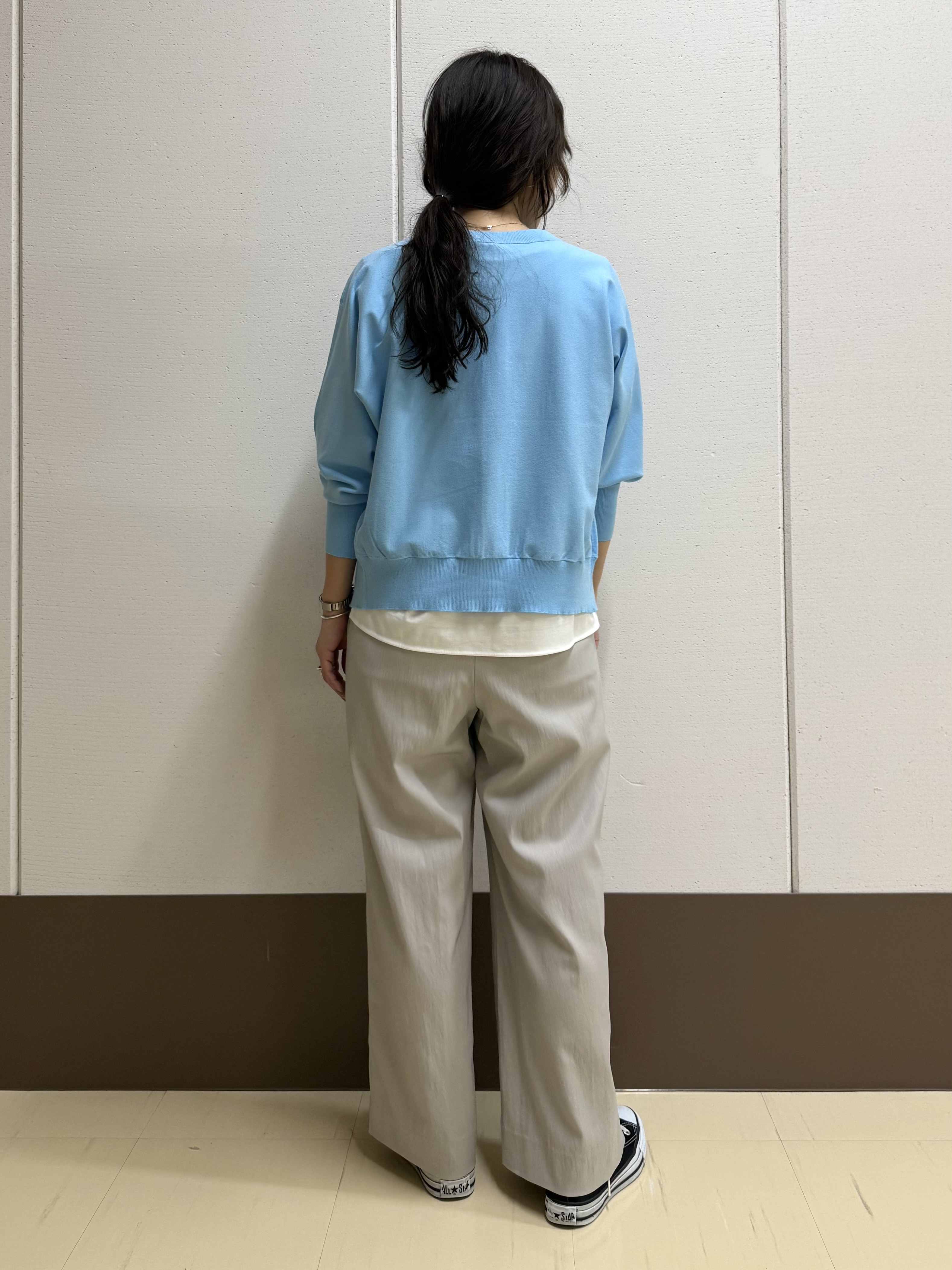 mamiさんの「INDIVI｜【抗菌防臭／消臭】上品光沢コットンTシャツ」を使ったコーディネート