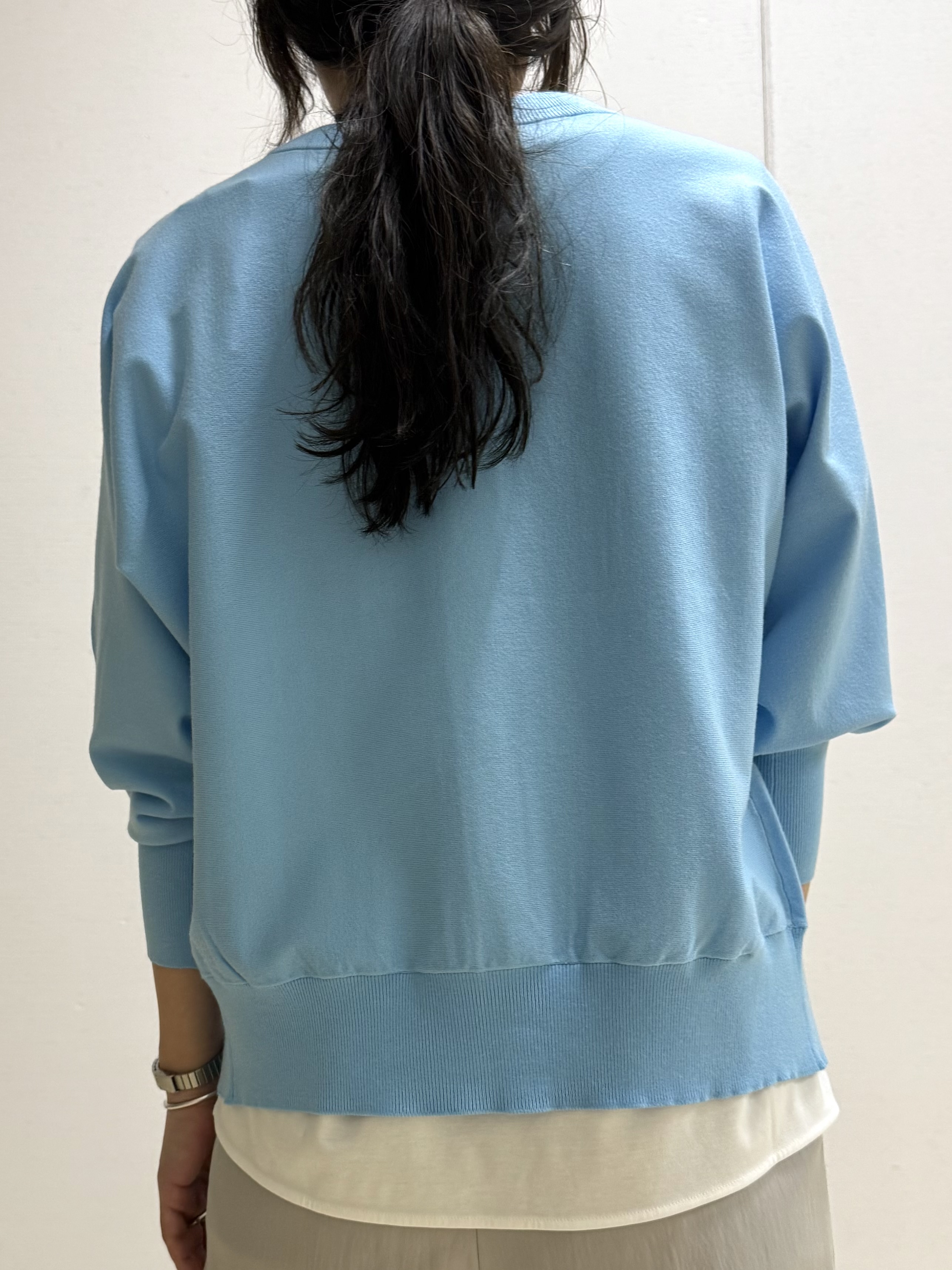 mamiさんの「INDIVI｜【抗菌防臭／消臭】上品光沢コットンTシャツ」を使ったコーディネート