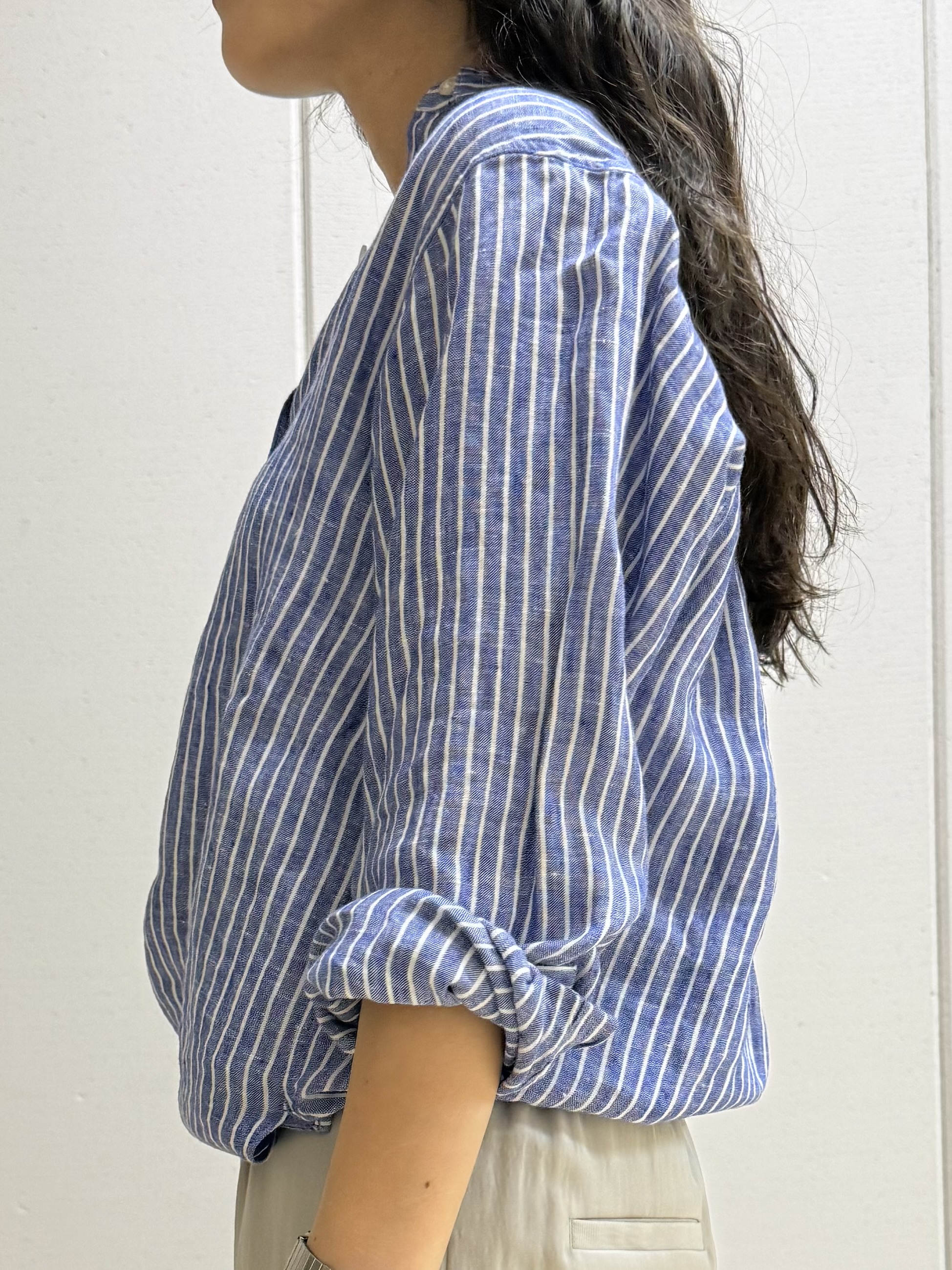 mamiさんの「INDIVI｜【接触冷感／2WAY】カシュクールリネンシャツ」を使ったコーディネート