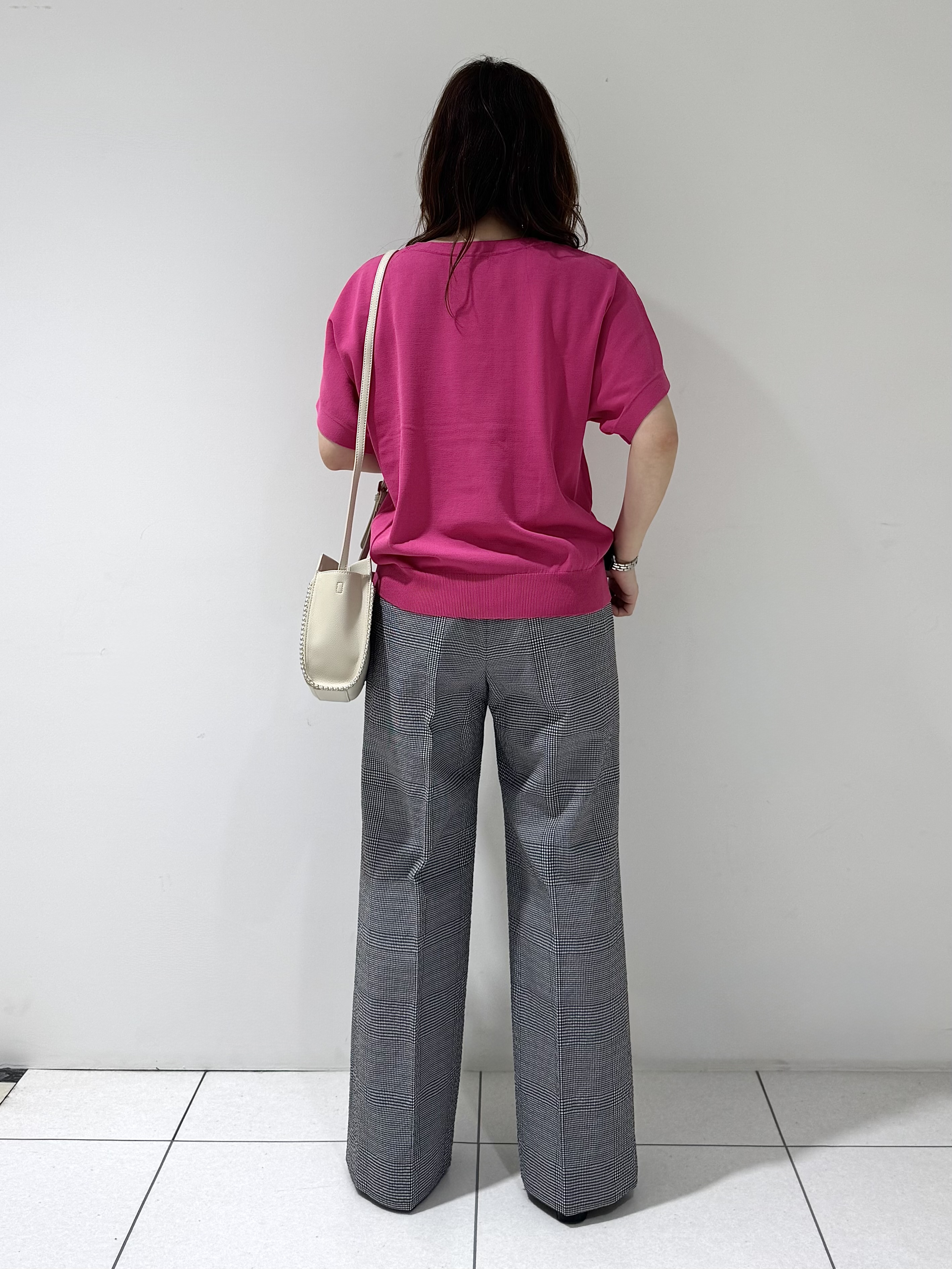 そんさんの「INDIVI｜【洗える／コットン】ドライタッチさらりニットT」を使ったコーディネート