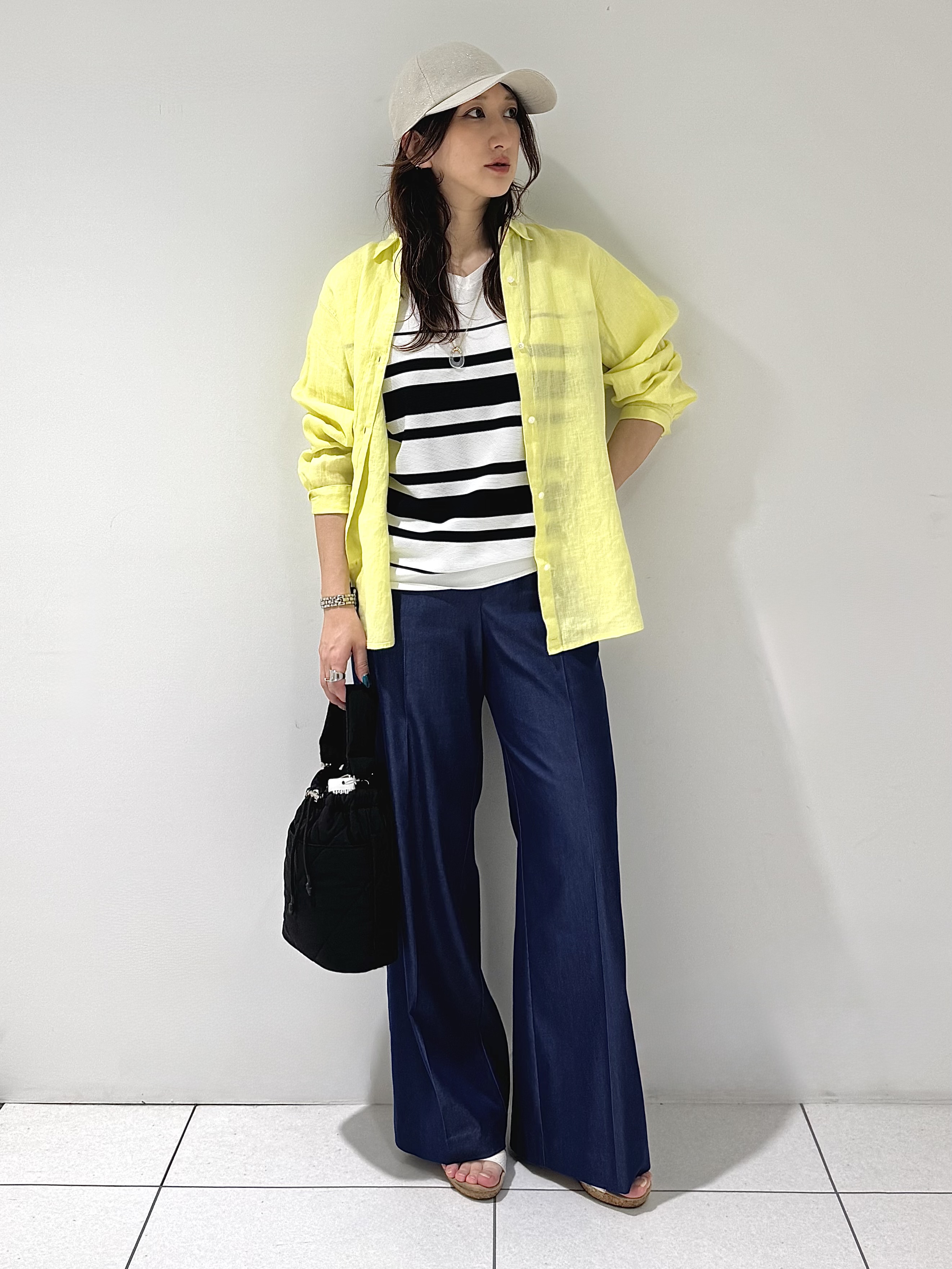 そんさんの「INDIVI｜【接触冷感／2WAY】カシュクールリネンシャツ」を使ったコーディネート