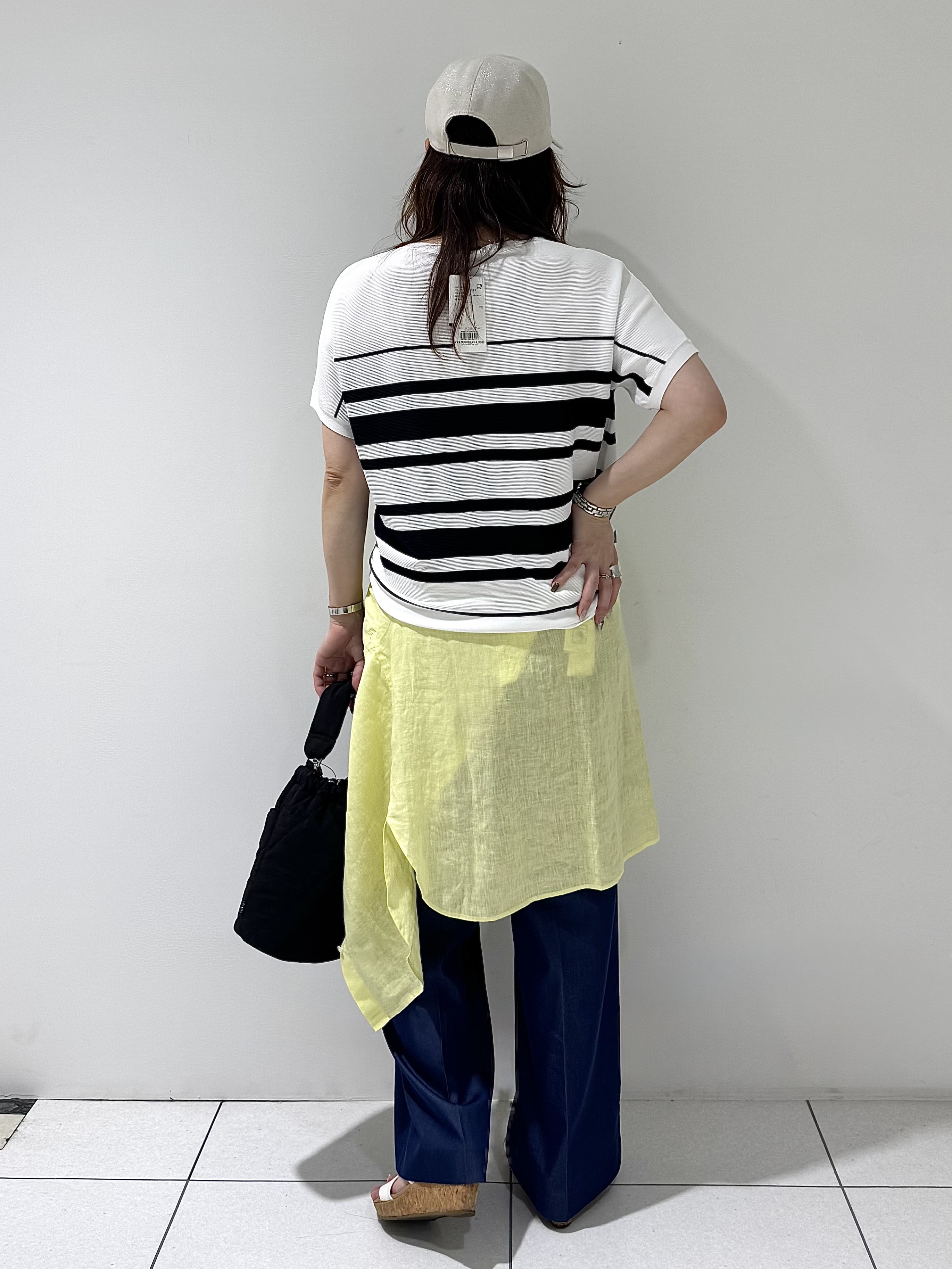 そんさんの「INDIVI｜【接触冷感／2WAY】カシュクールリネンシャツ」を使ったコーディネート