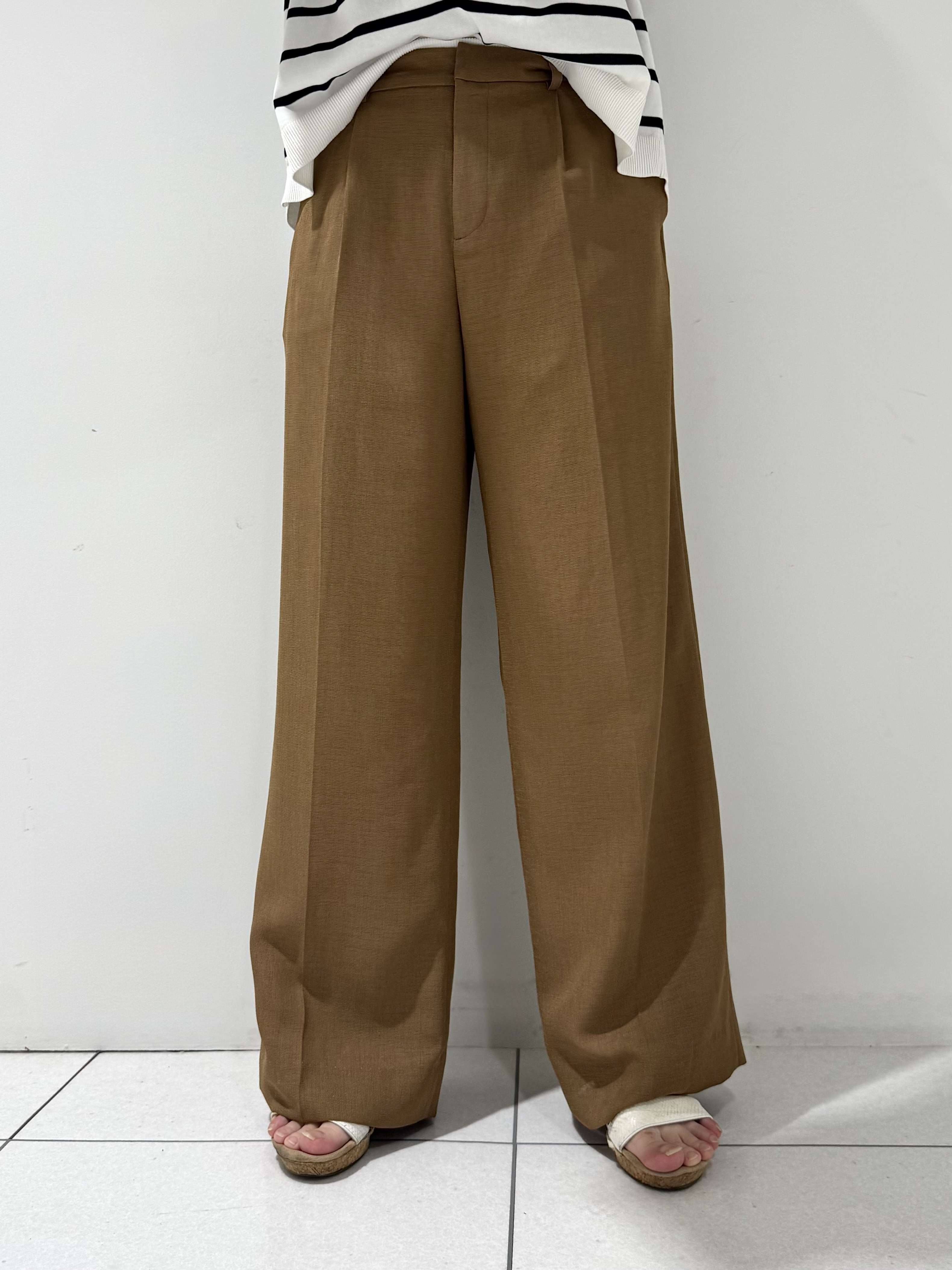 そんさんの「INDIVI｜【接触冷感／2WAY】カシュクールリネンシャツ」を使ったコーディネート