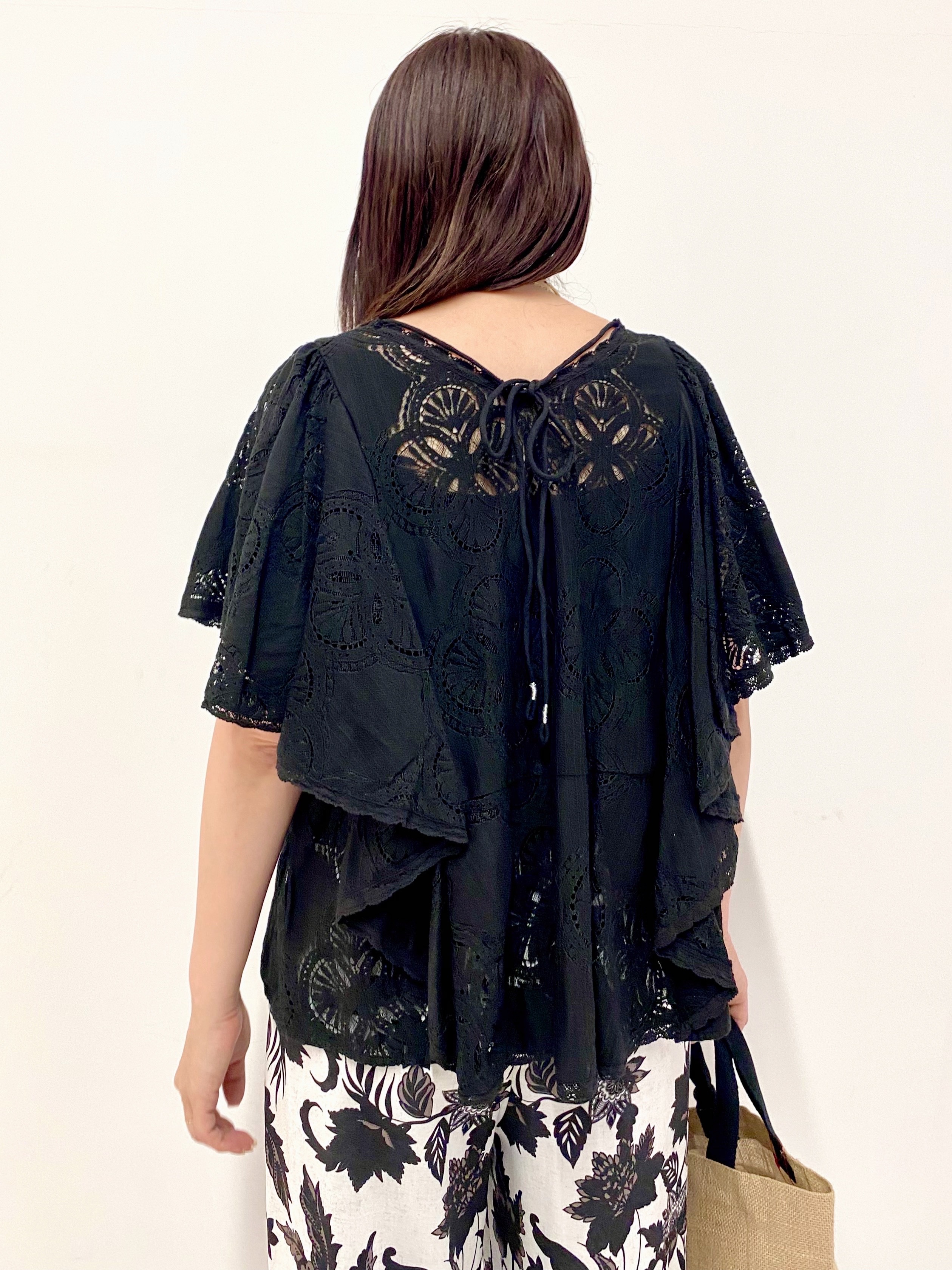 Sawaguchiさんの「DRESSTERIOR｜ラッセルレース ブラウス」を使ったコーディネート