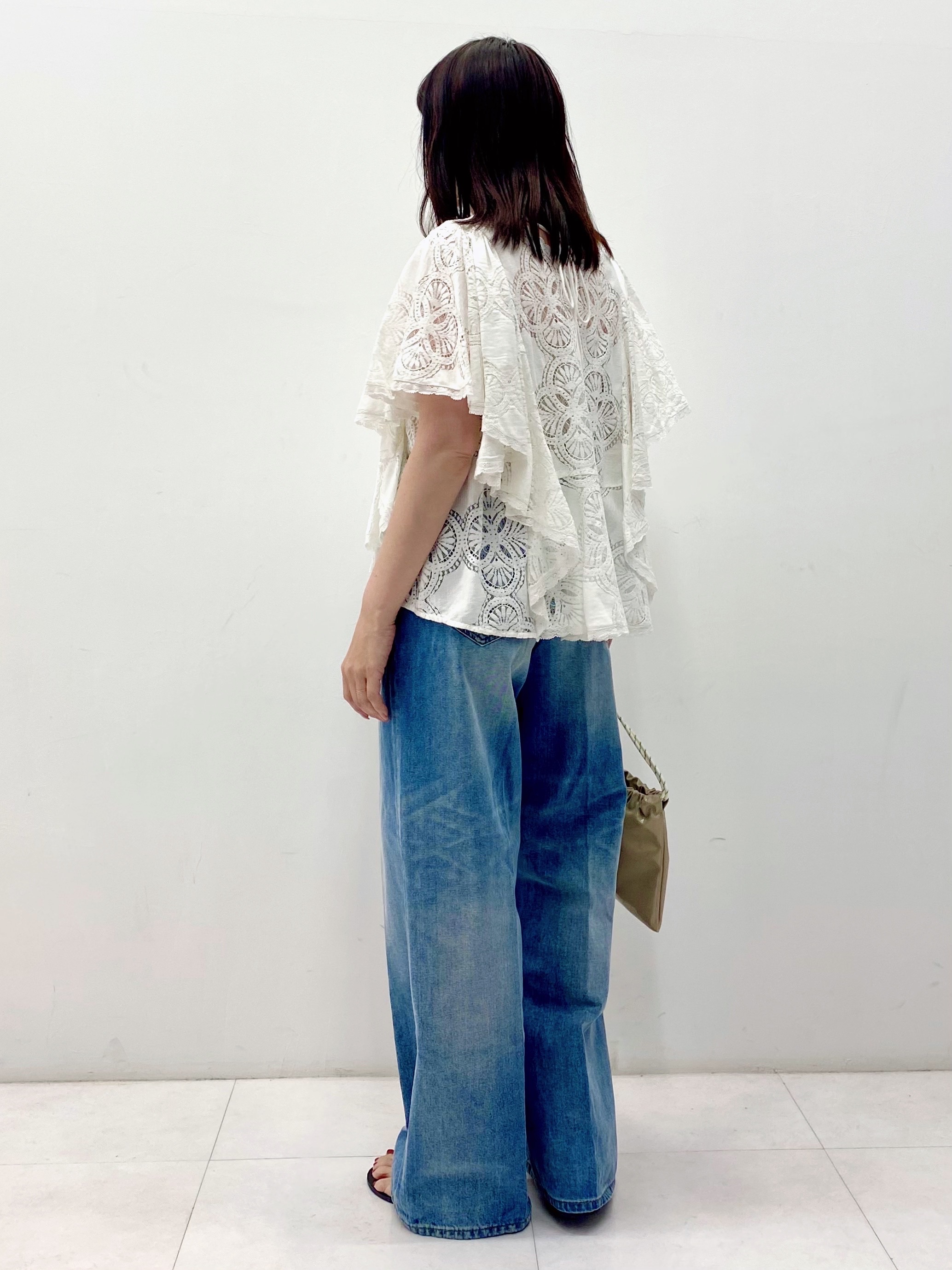 Sawaguchiさんの「DRESSTERIOR｜ラッセルレース ブラウス」を使ったコーディネート