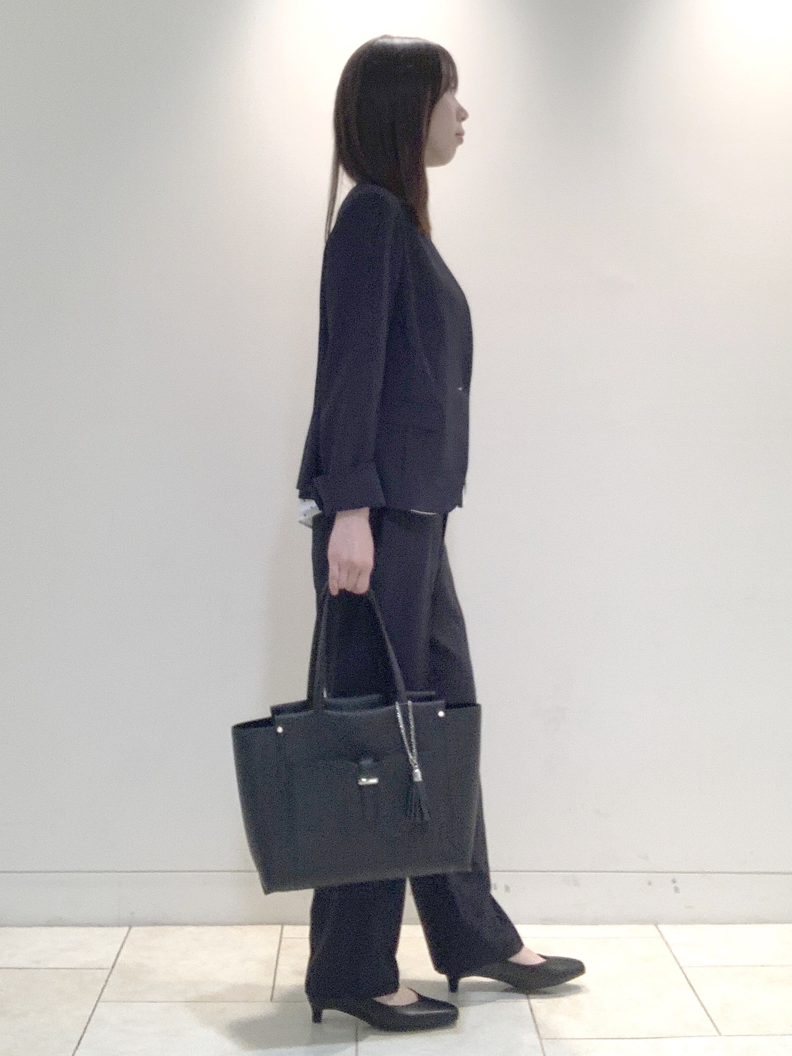 ヤマグチさんの「Reflect｜【UVカット／接触冷感／セットアップ可】ノーカラージャケット」を使ったコーディネート