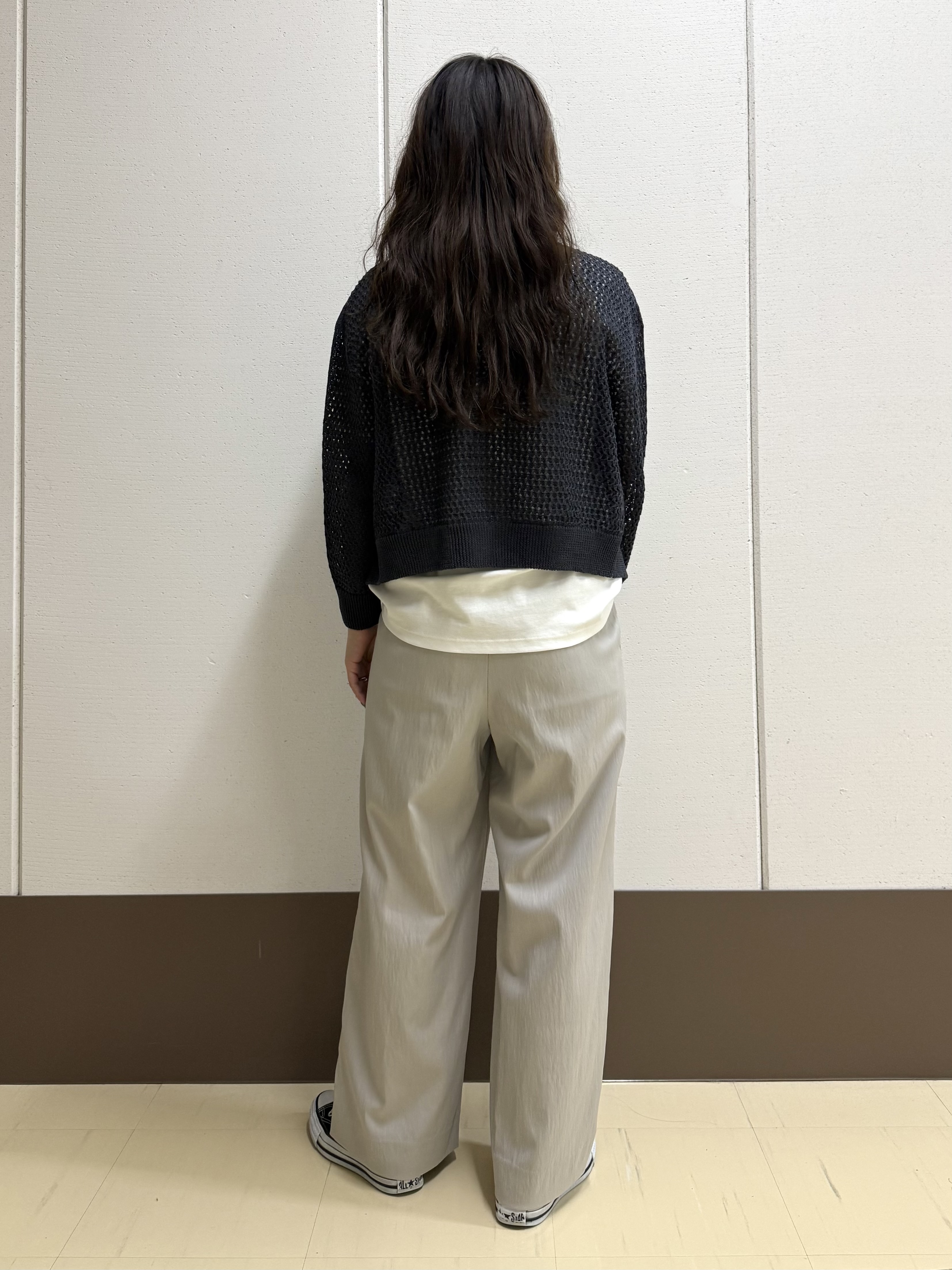 mamiさんの「INDIVI｜【洗える／コットン】メッシュジップニットカーディガン」を使ったコーディネート