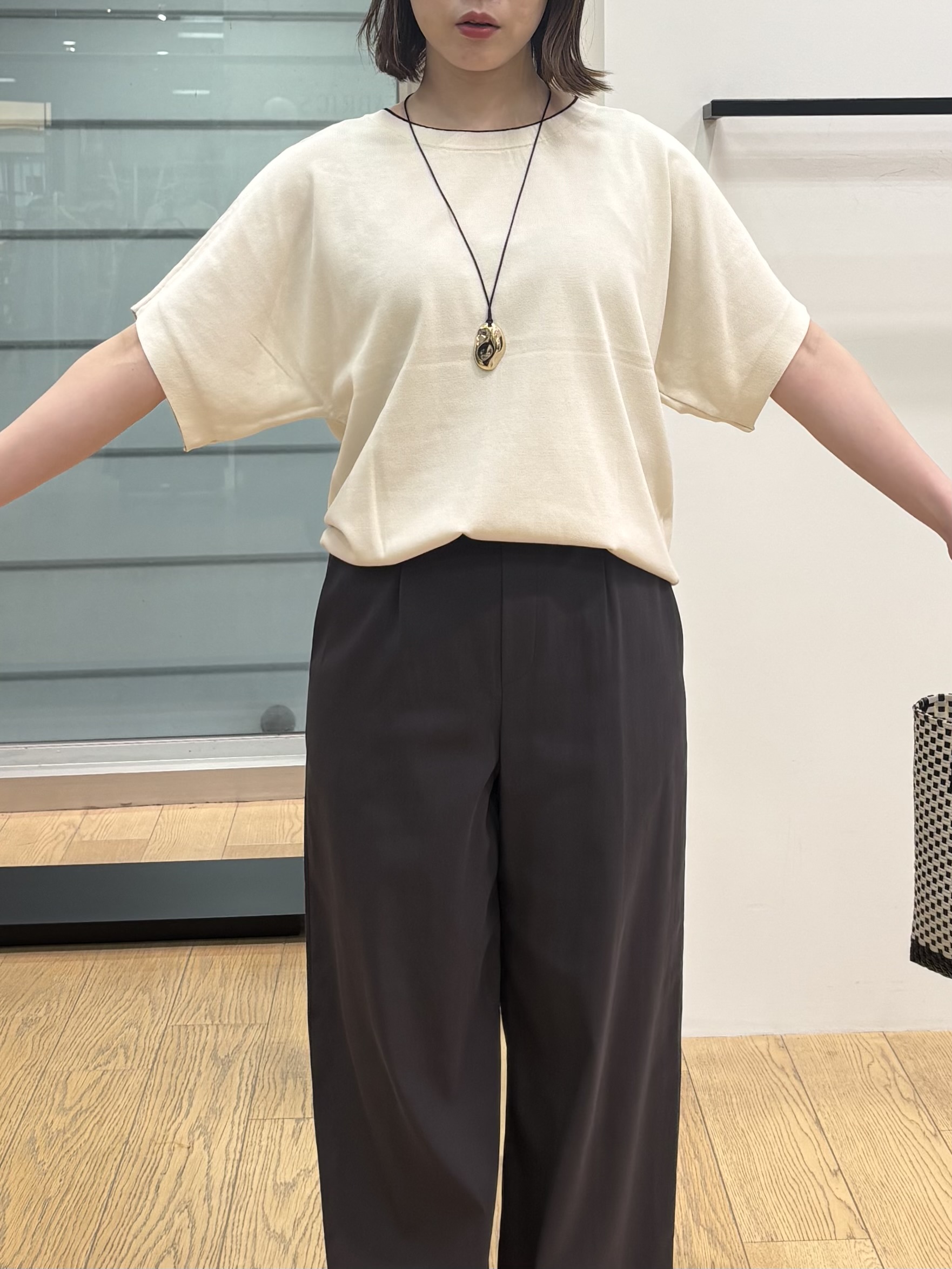 asamiさんの「INDIVI｜【洗える／コットン】ドライタッチさらりニットT」を使ったコーディネート