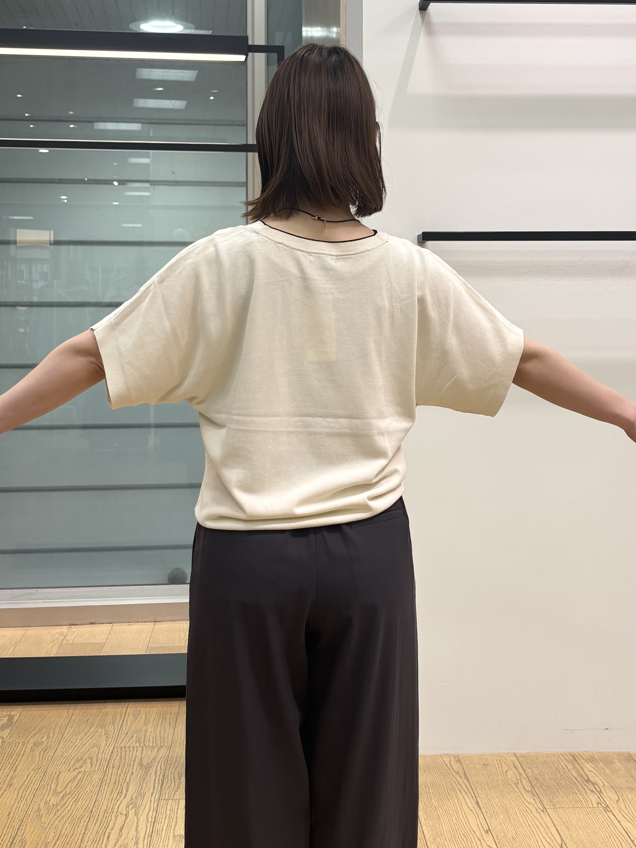 asamiさんの「INDIVI｜【洗える／コットン】ドライタッチさらりニットT」を使ったコーディネート