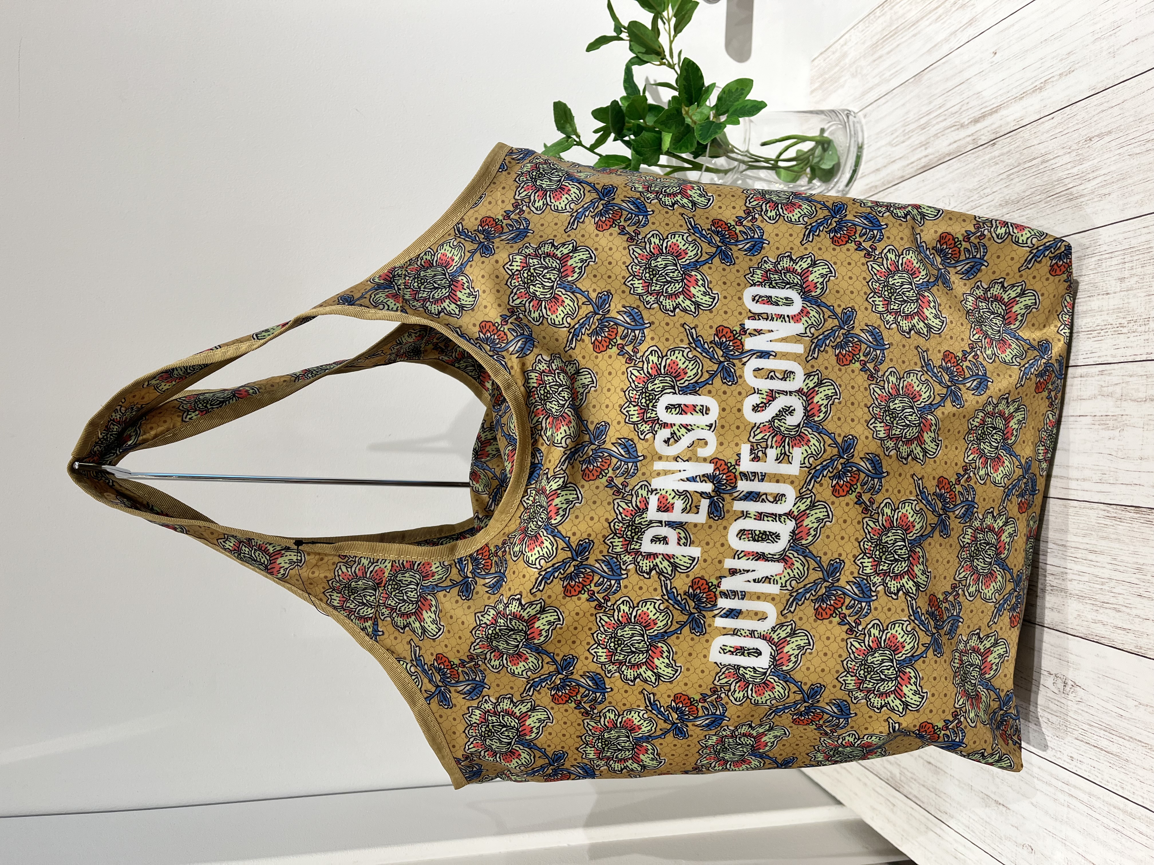 なかみーさんの「212 KITCHEN STORE｜ラタ 保冷コンパクトエコバッグ リーフブルー」を使ったコーディネート