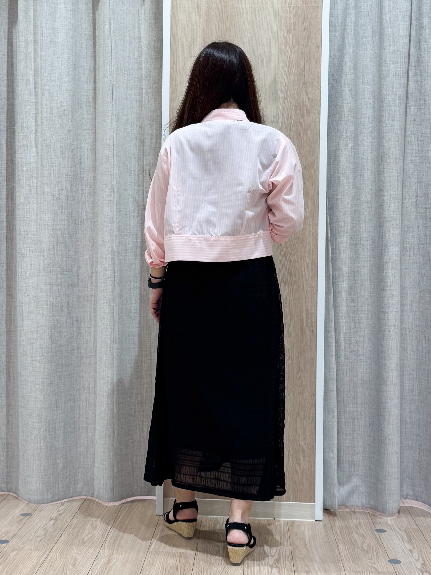 sachiさんの「grove｜【貴島明日香さん着用／イージーケア／接触冷感】麻混クロップドシャツ」を使ったコーディネート