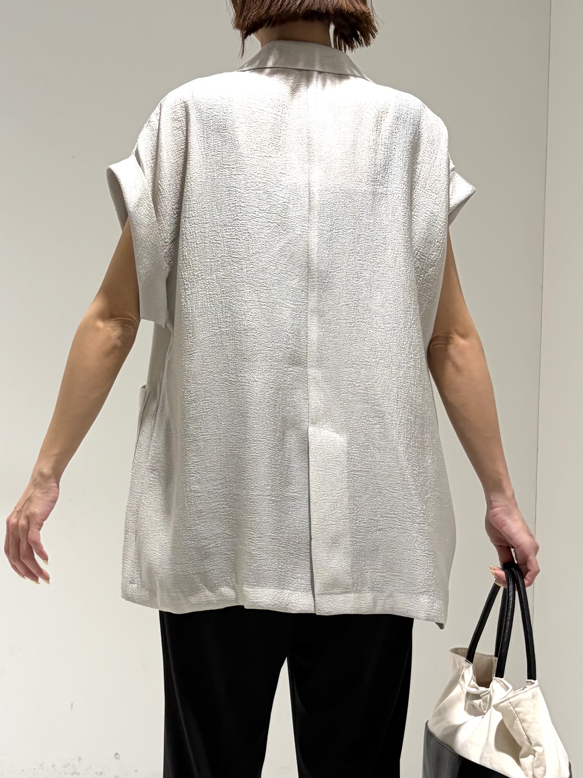 shioriさんの「INDIVI｜ワッシャーシアーダブルジャケット」を使ったコーディネート