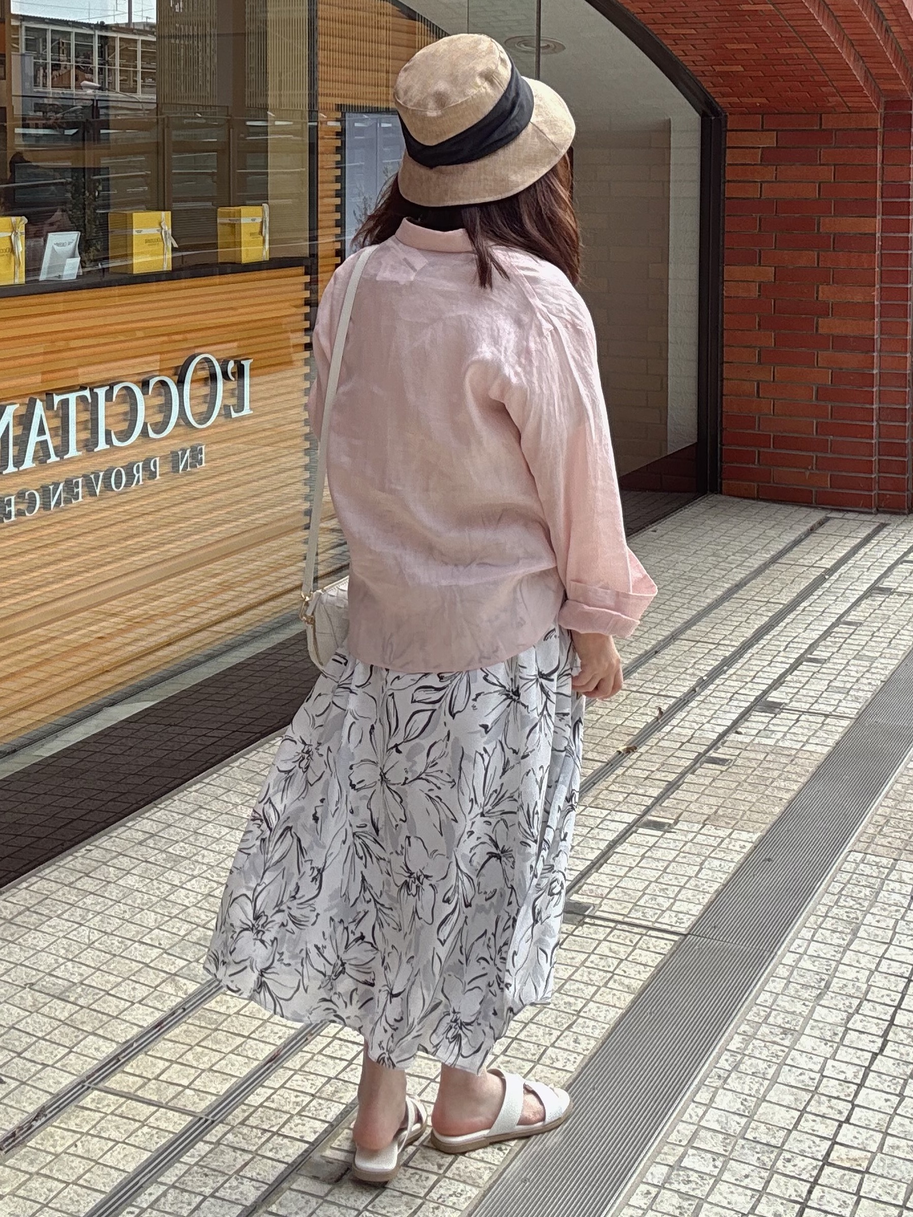 makiさんの「UNTITLED｜【古畑星夏さん着用/接触冷感】ドライタッチシャツ」を使ったコーディネート