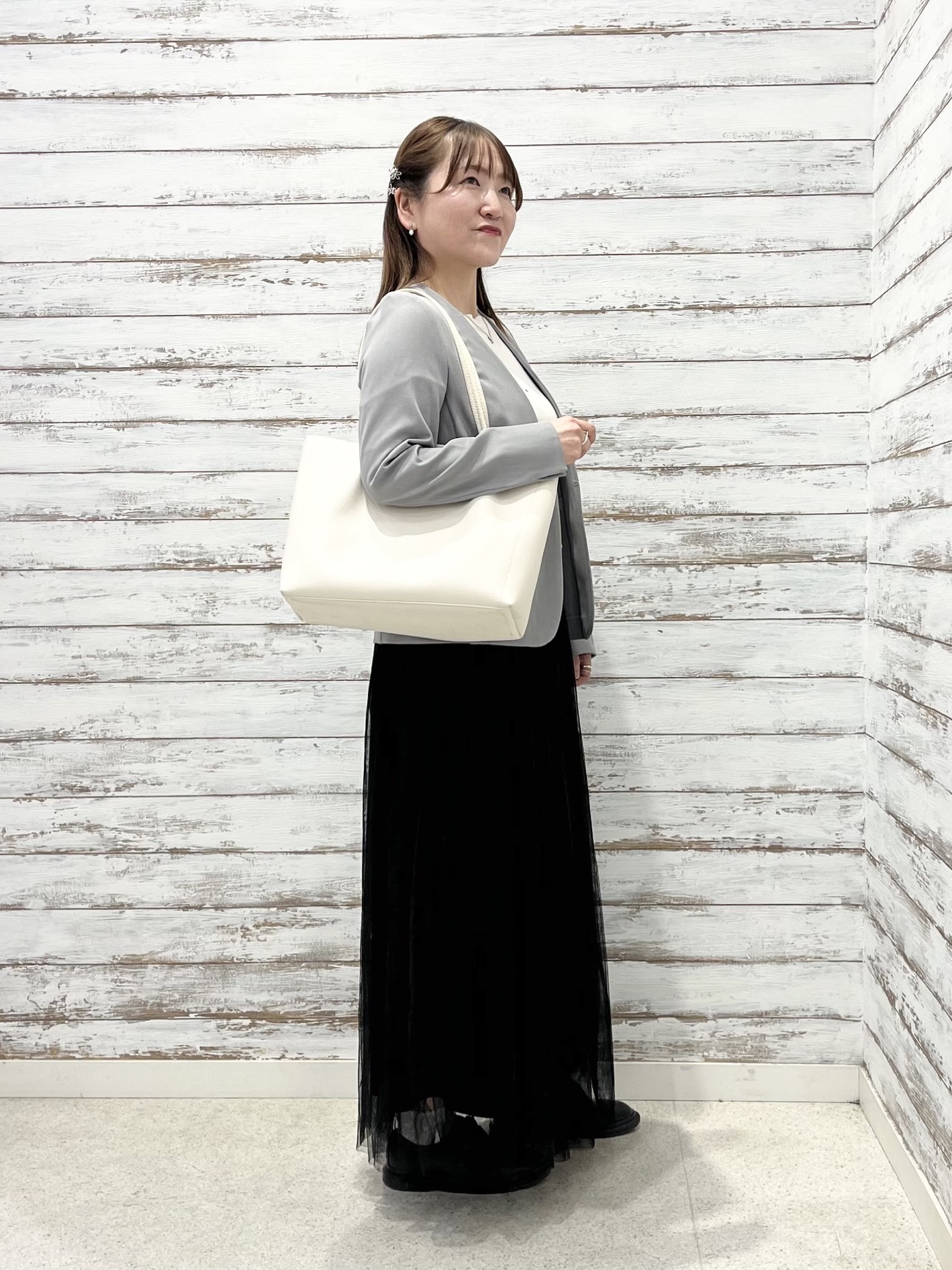 ゆっきーさんの「SHOO･LA･RUE｜【洗濯機可/UV/SS-3L】すっきり好印象 ノーカラージャケット」を使ったコーディネート