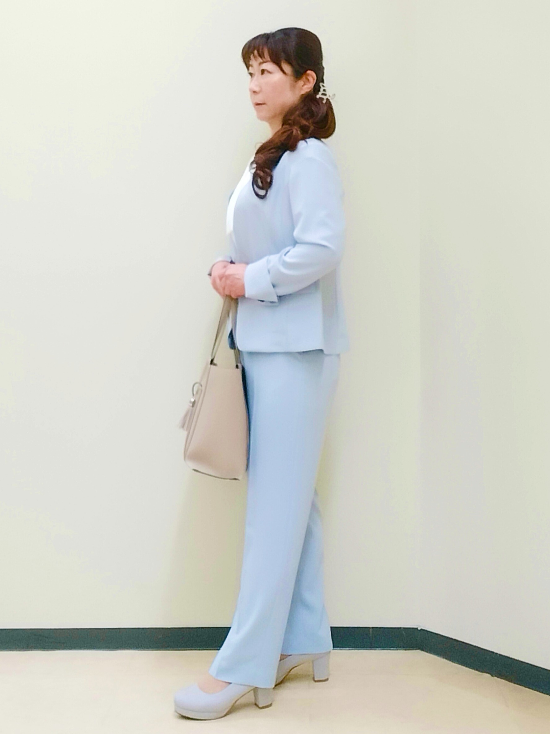 花さんの「Reflect｜【UVカット／接触冷感／セットアップ可】ノーカラージャケット」を使ったコーディネート