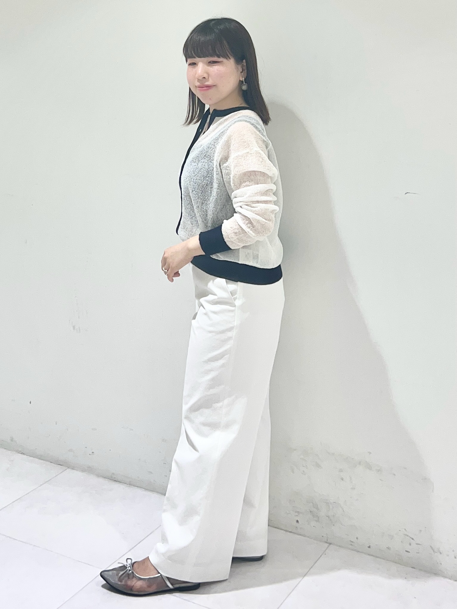 Mitsukiさんの「UNTITLED｜【洗える】シアーニットカーディガン」を使ったコーディネート
