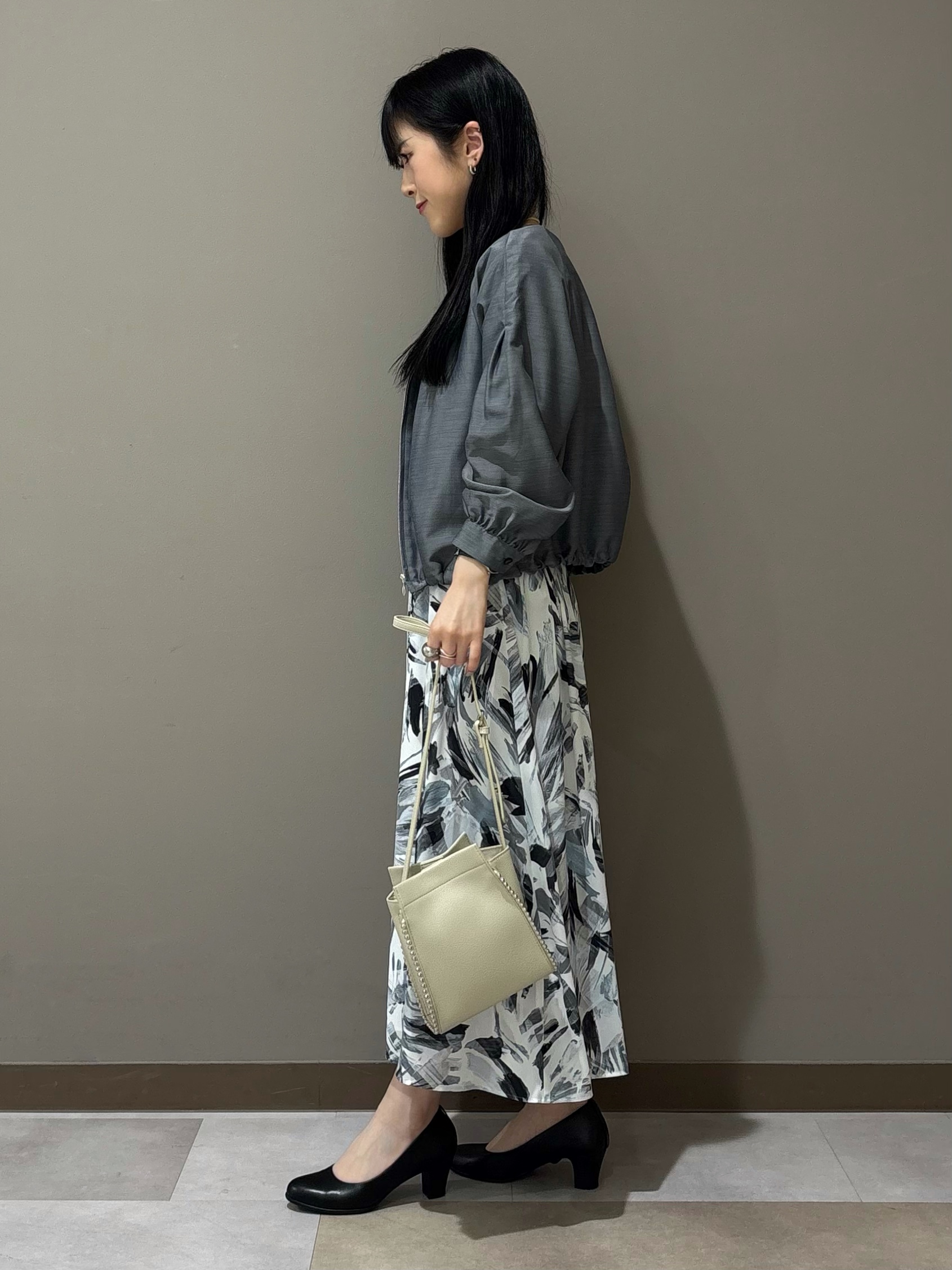 KEIKOさんの「INDIVI｜【洗える／大人シアー】エアリー バルーンブルゾン」を使ったコーディネート