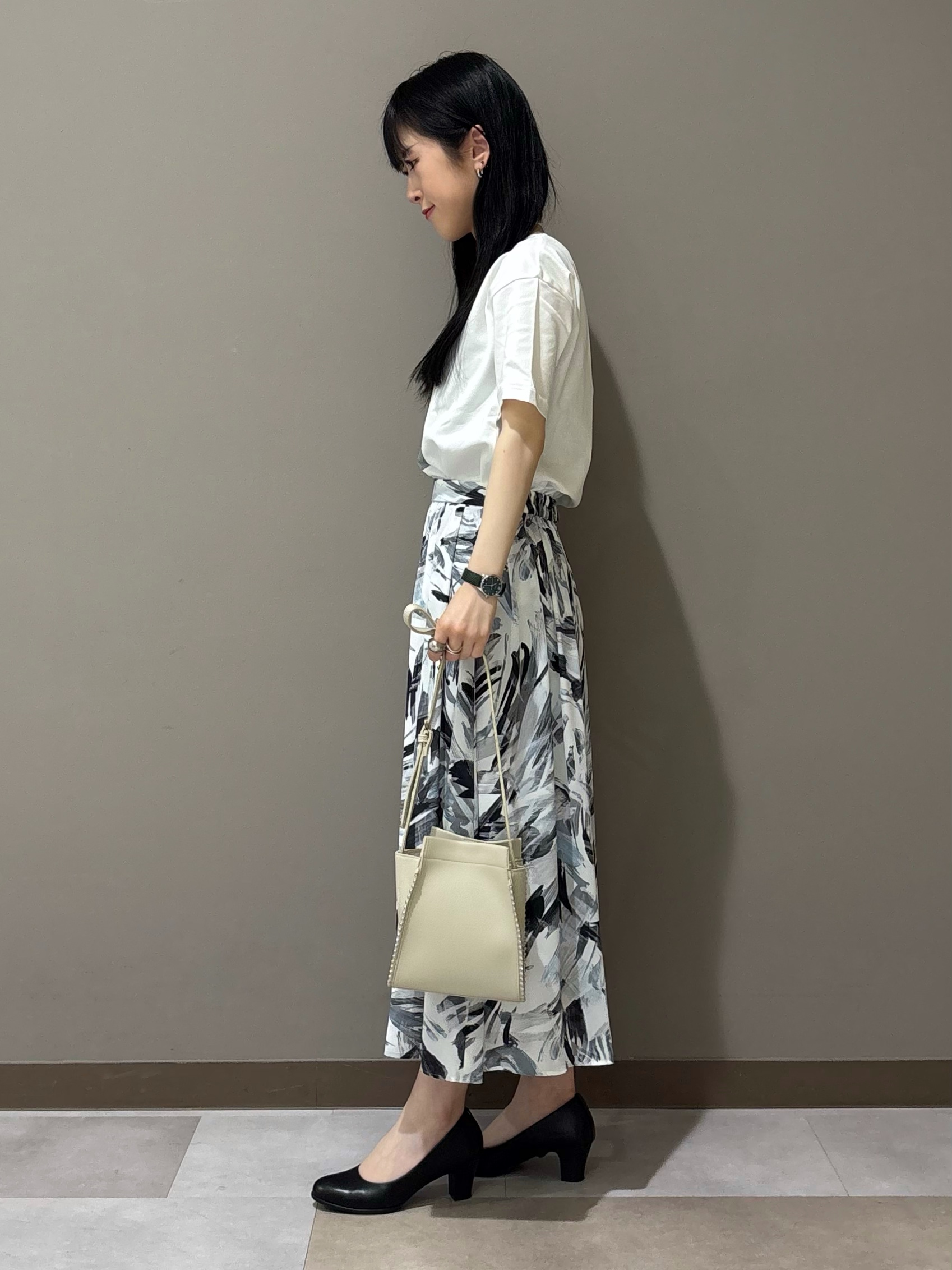 KEIKOさんの「INDIVI｜【洗える／大人シアー】エアリー バルーンブルゾン」を使ったコーディネート