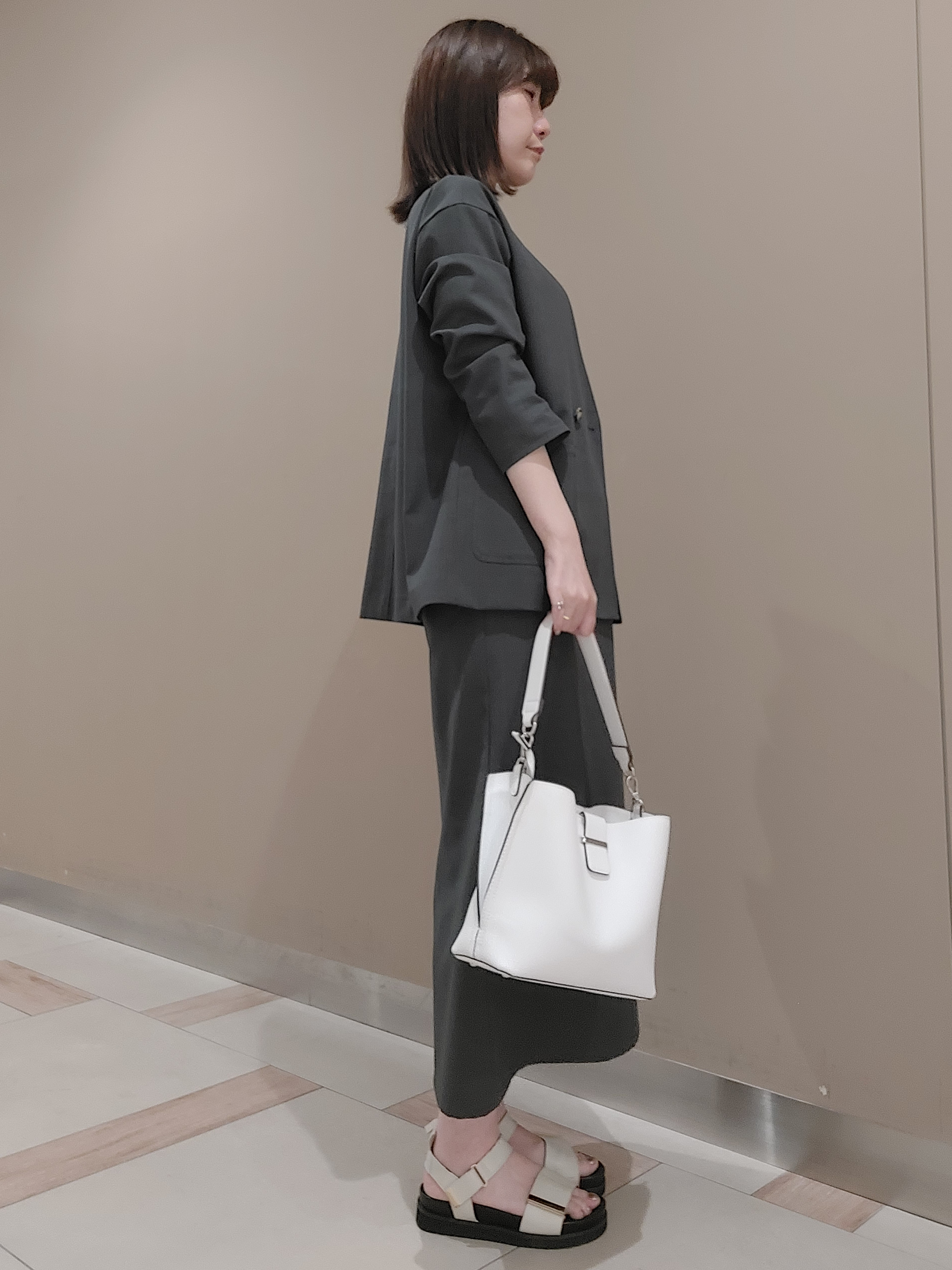 saiさんの「Reflect｜【単品使い◎】ジャケット＋ナロースカートセット」を使ったコーディネート