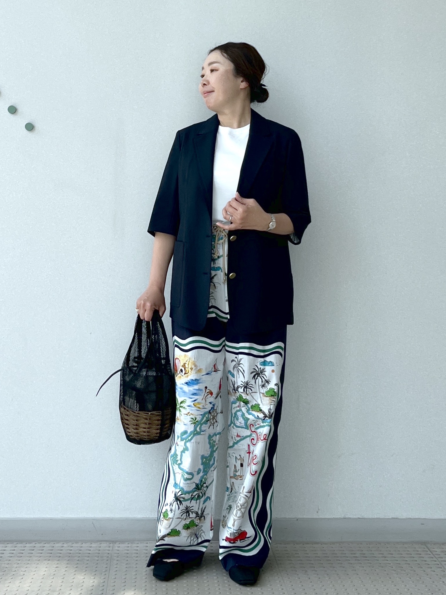 Soeさんの「DRESSTERIOR｜【接触冷感/セットアップ可】 2WAYストレッチスリークオータージャケット」を使ったコーディネート