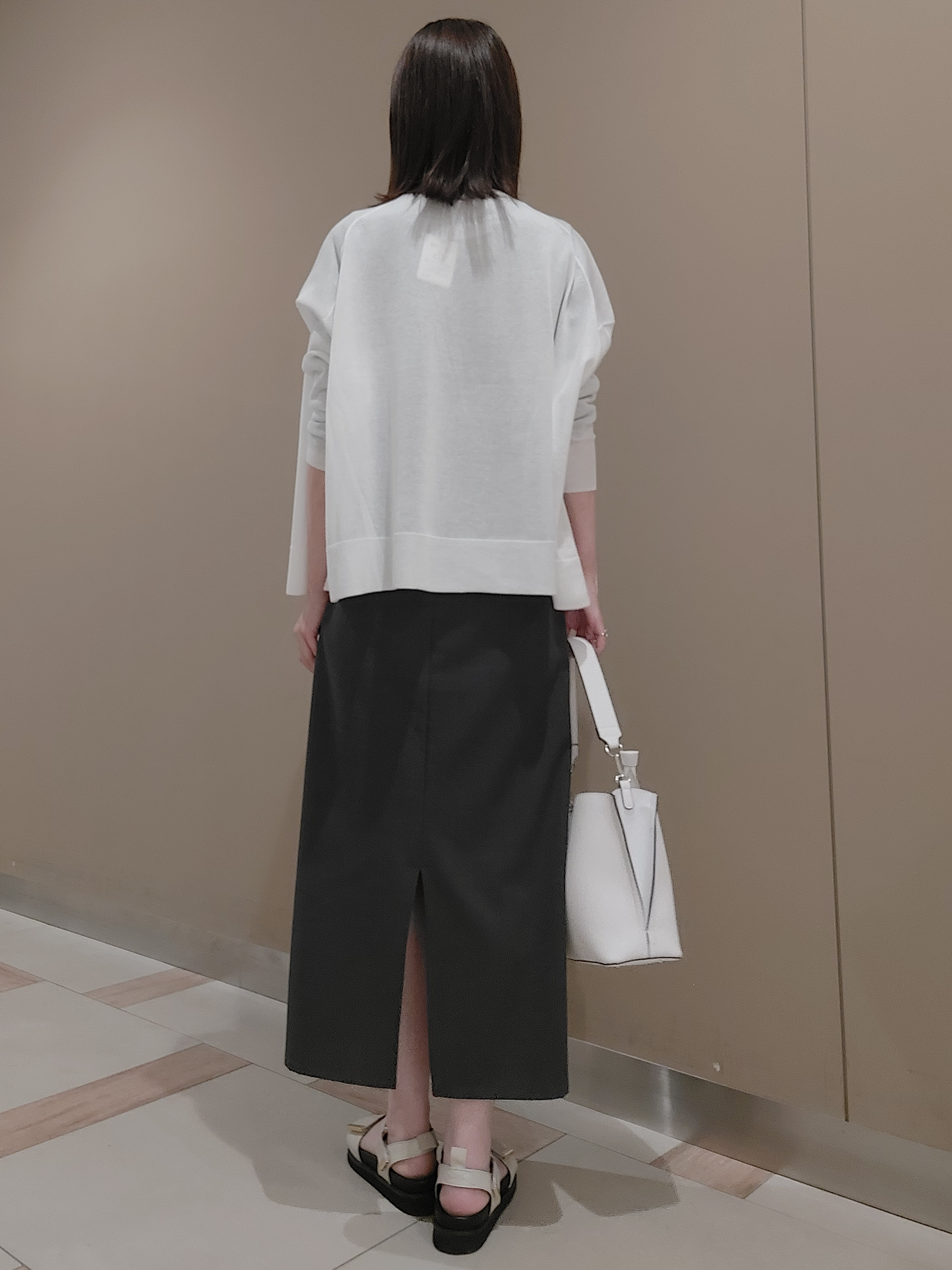 saiさんの「Reflect｜【単品使い◎】ジャケット＋ナロースカートセット」を使ったコーディネート