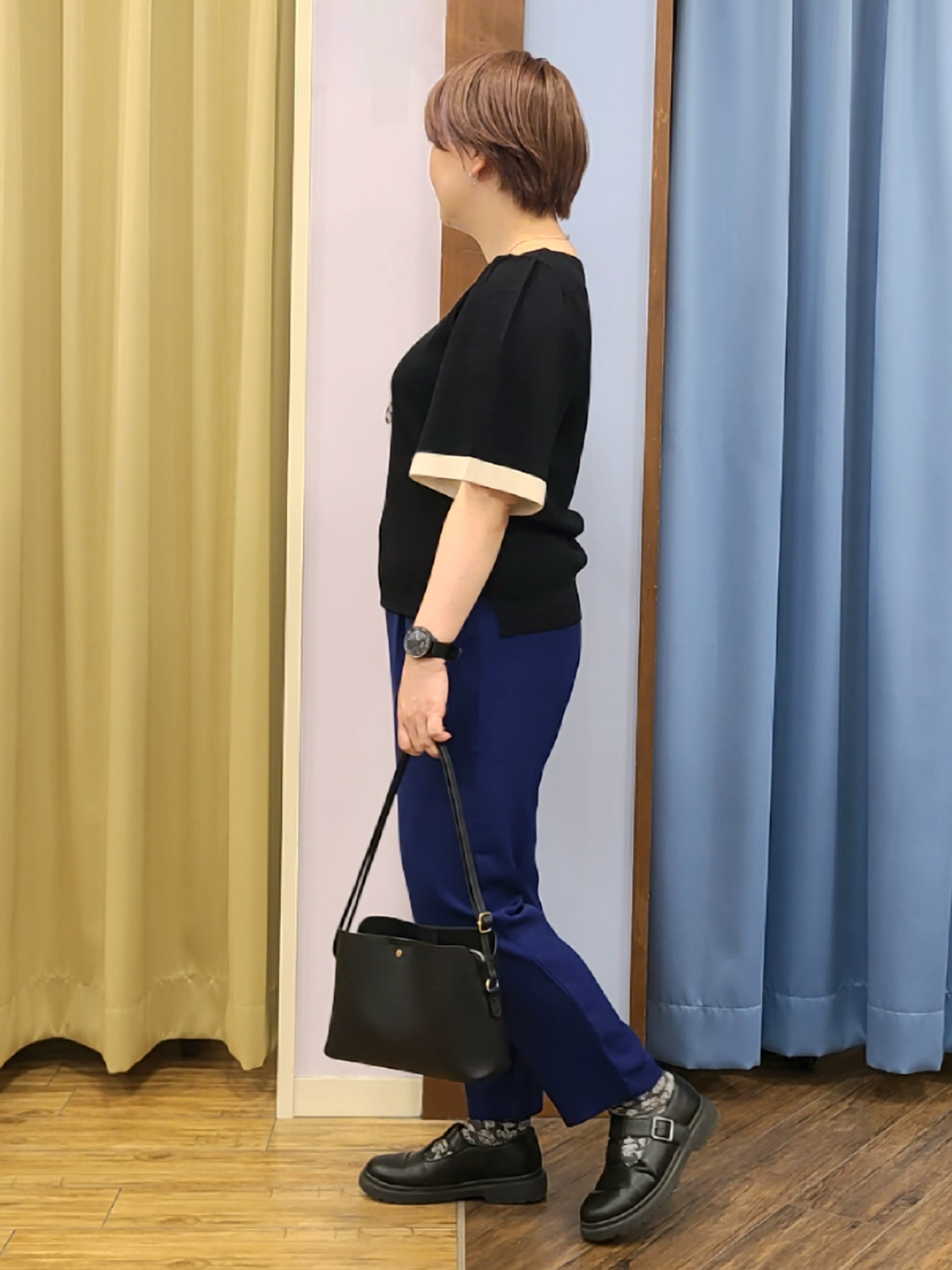 Chiiさんの「SHOO･LA･RUE｜【ひんやり/UV/SS-3L/セットアップ可】さらさらぷるん イージーテーパードパンツ」を使ったコーディネート