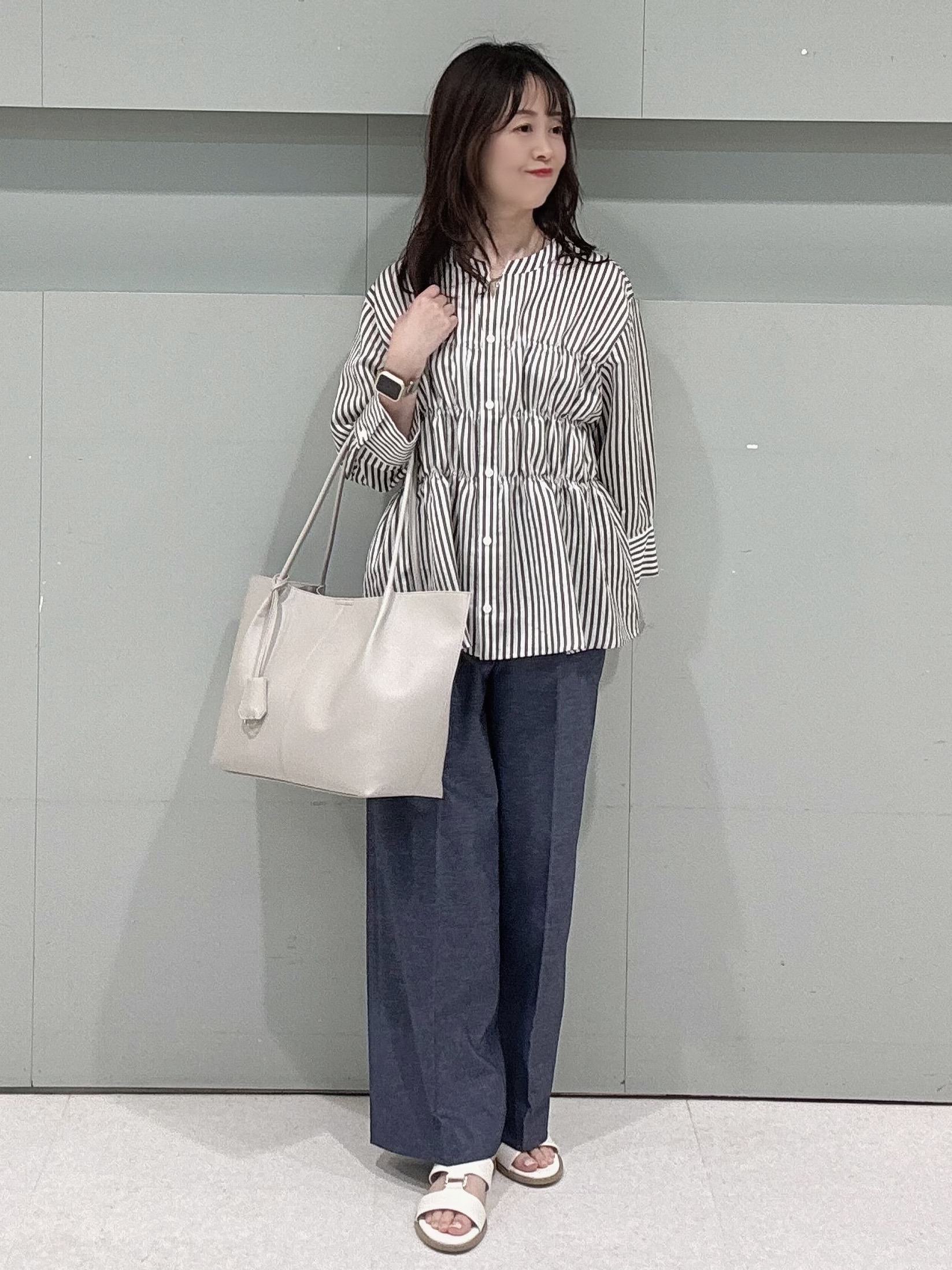 makiさんの「UNTITLED｜ストライプシャーリングブラウス」を使ったコーディネート