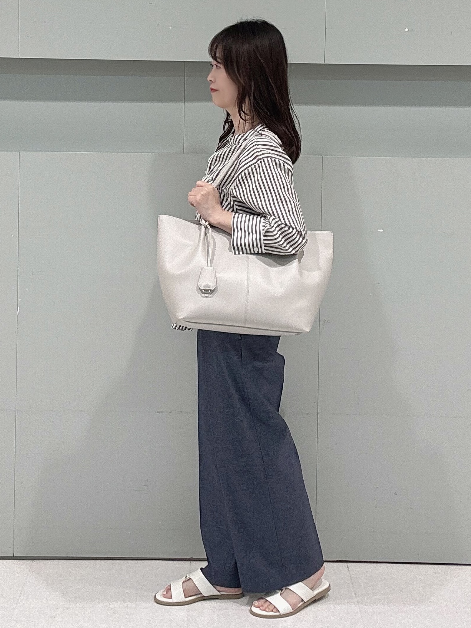 makiさんの「UNTITLED｜ストライプシャーリングブラウス」を使ったコーディネート