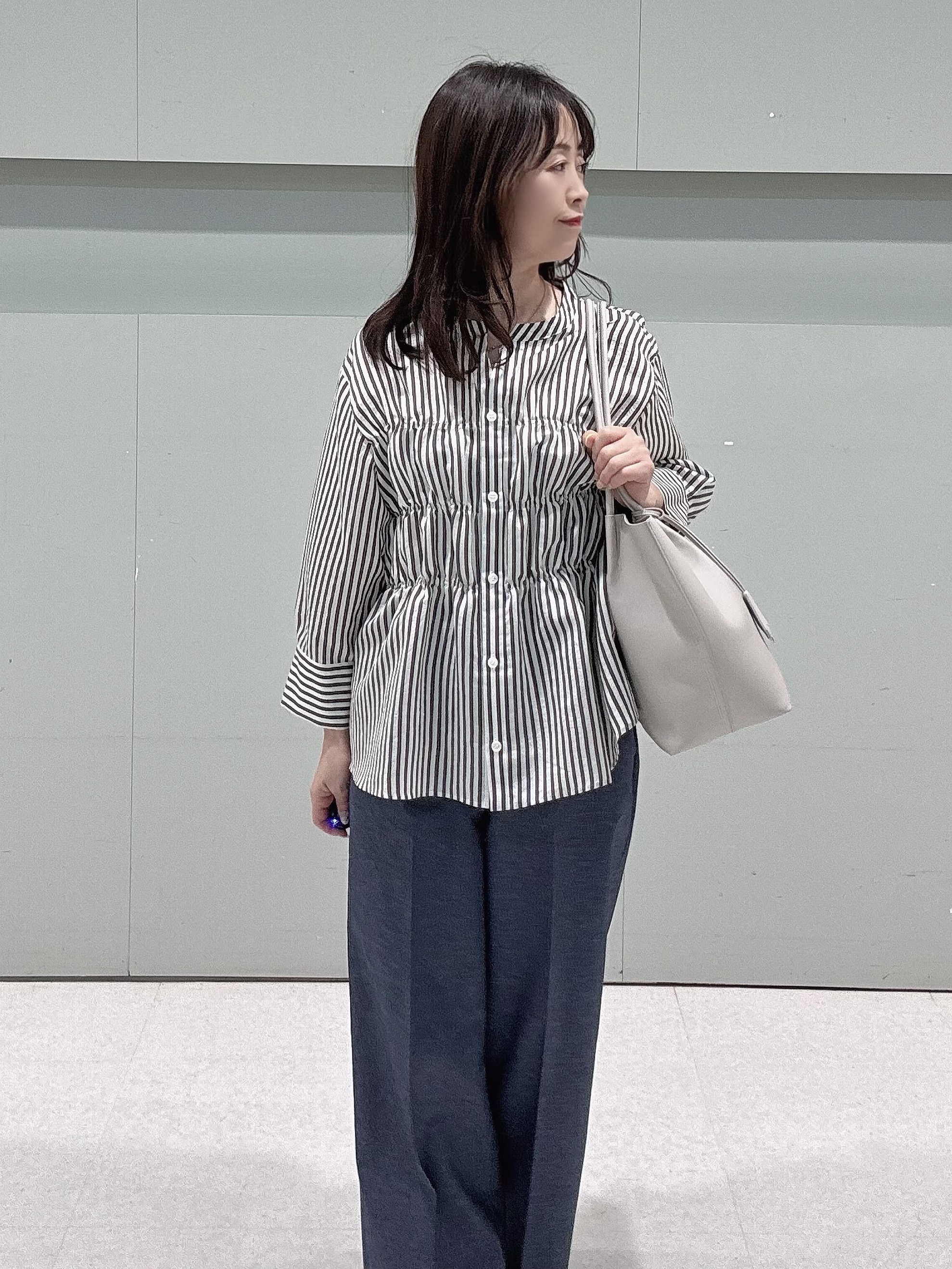 makiさんの「UNTITLED｜ストライプシャーリングブラウス」を使ったコーディネート